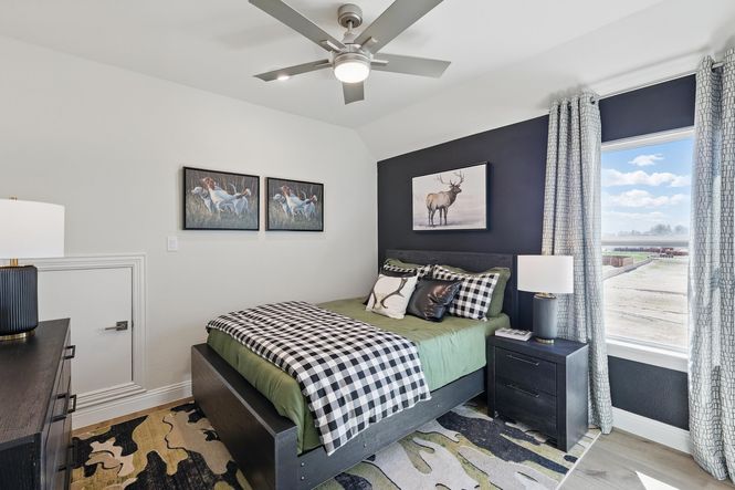 Elegant design featuring black accent wall and floor-to-ceiling window at Kelly Ranch's Rio Vista.