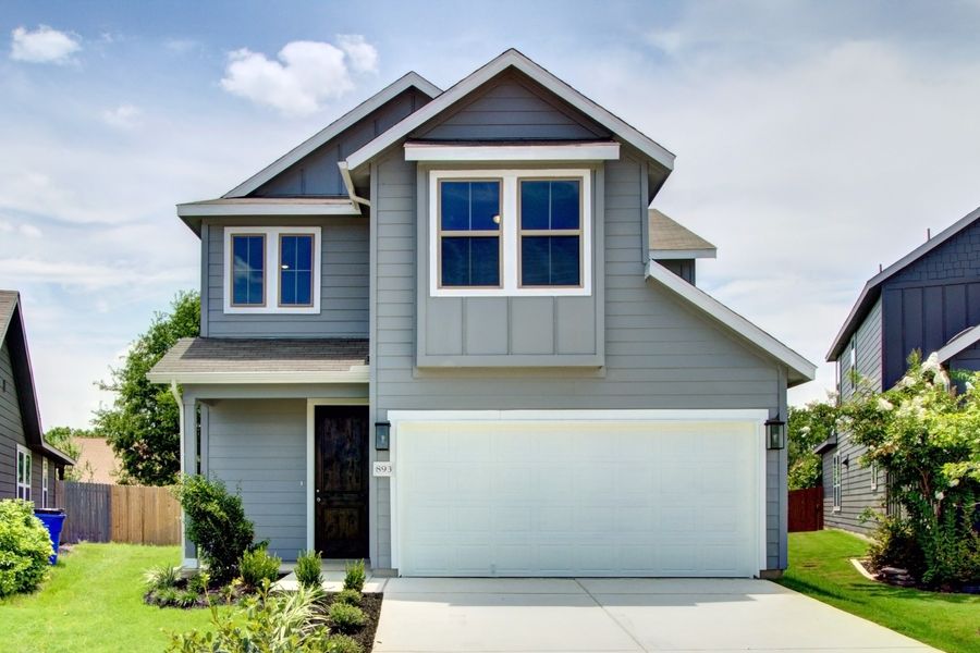 893 Farmhouse Trail (Patio - Brazos)