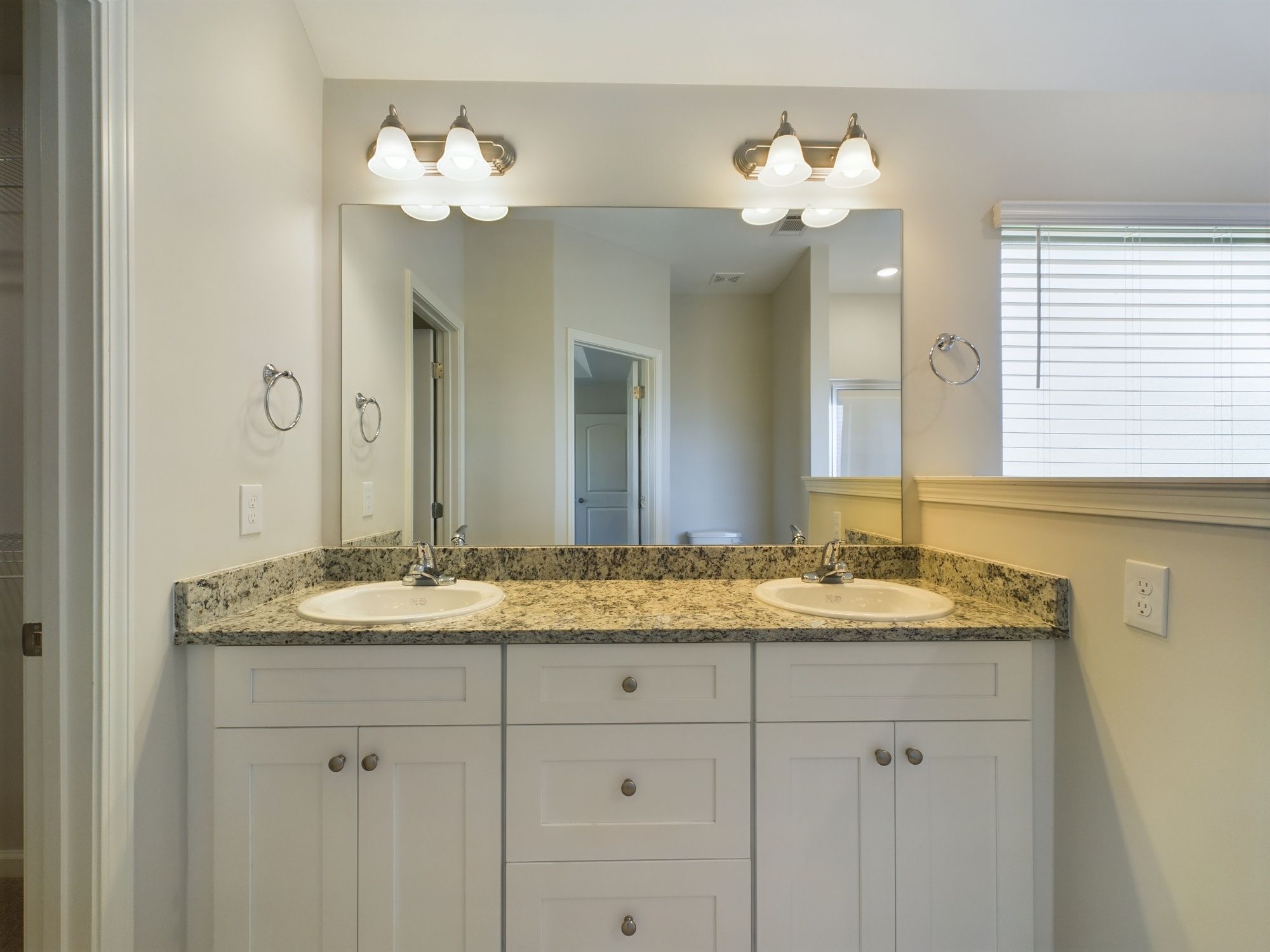 Primary Ensuite Dual Sink Vanity