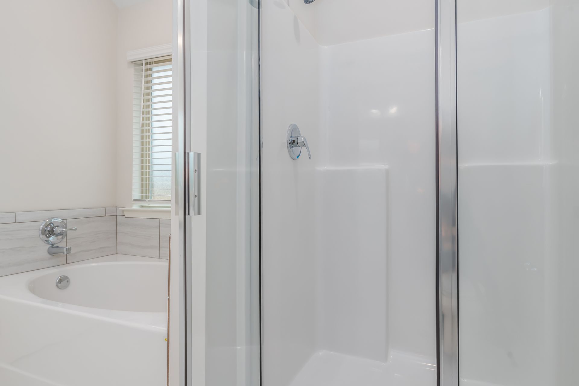 Primary Ensuite Garden Tub and Walk in Shower