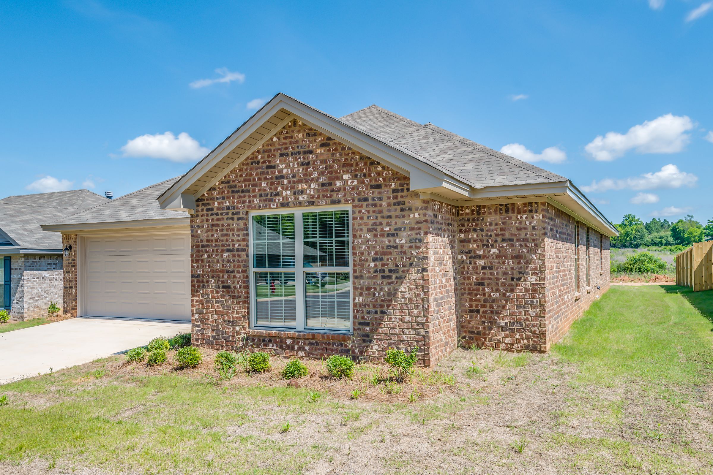 Landing Place. Deatsville, AL 36022