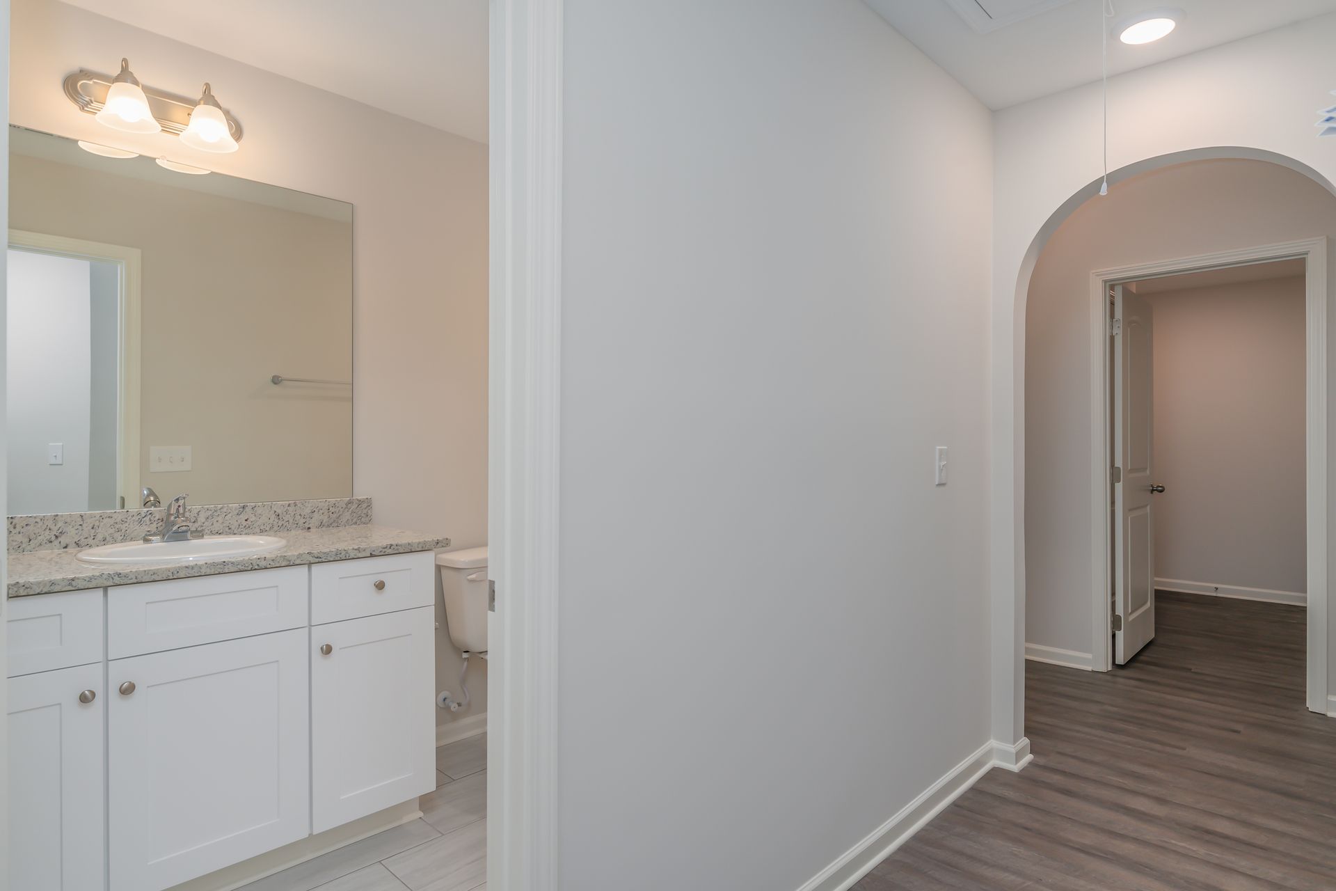 Full Guest Bathroom