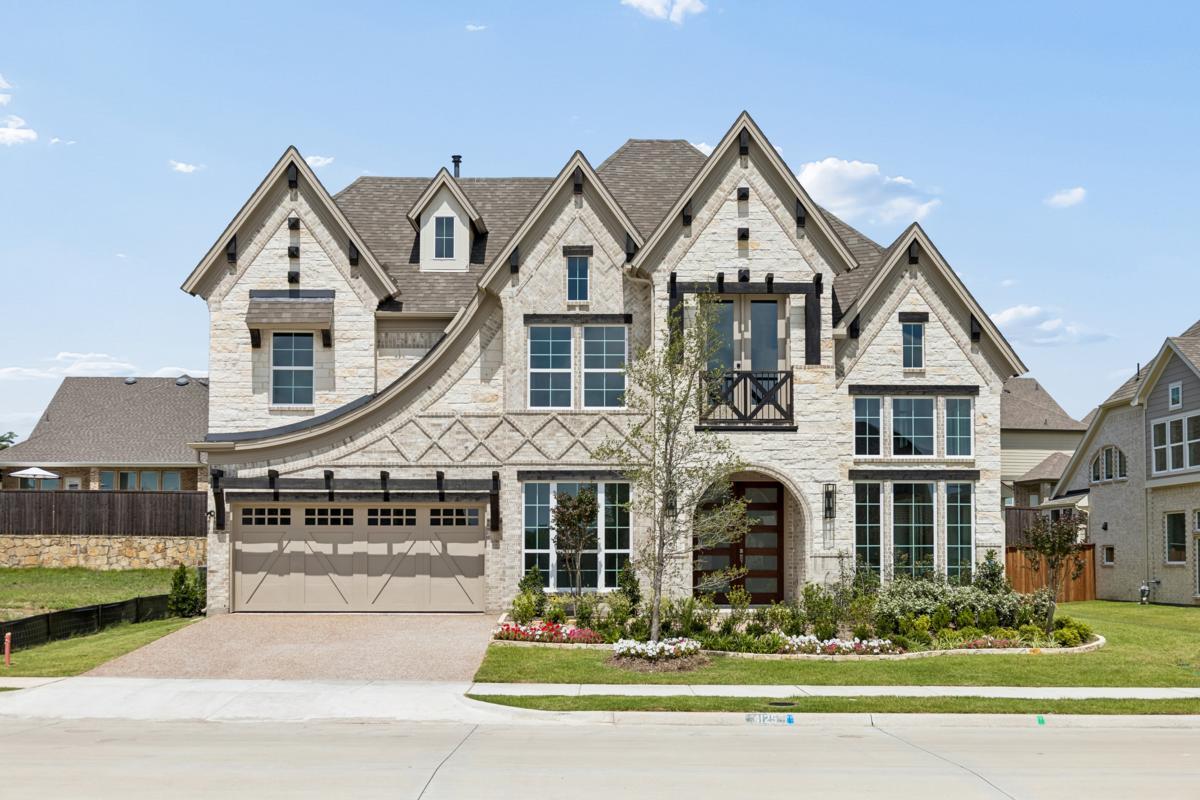 4125 Selborne Dr (Grand Prestige)