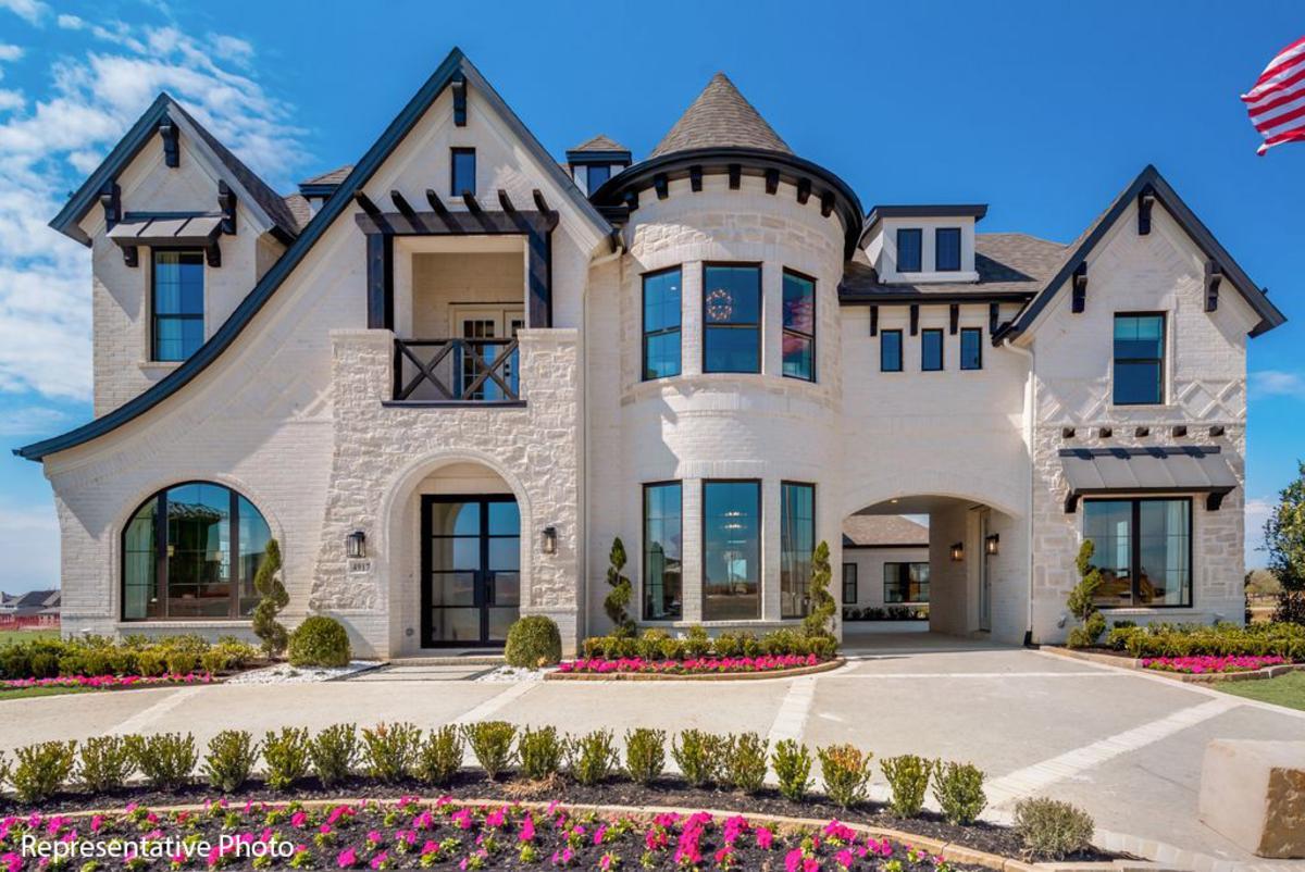 4712 Lone Eagle Way (Grand Silverleaf)