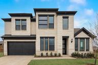 Lake Forest por Grand Homes en Dallas Texas