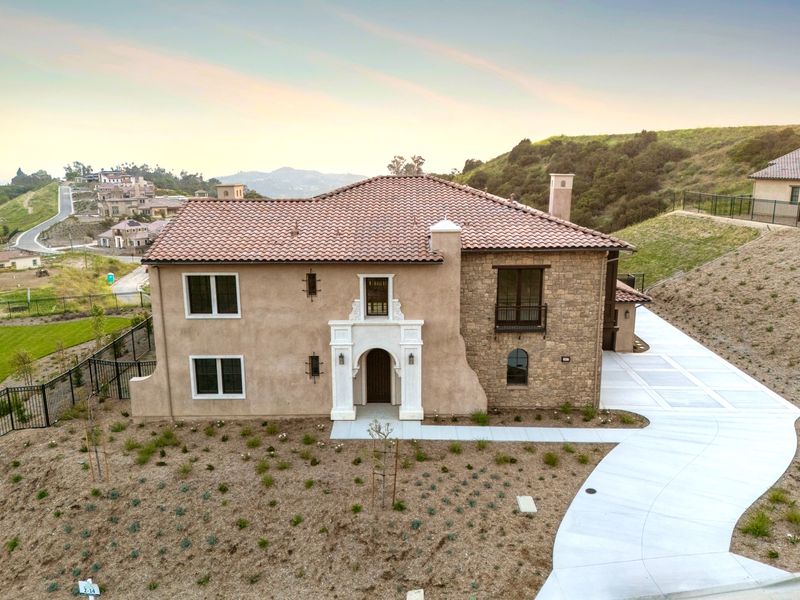 1807 Canyon Oaks Lane. San Dimas, CA 91773