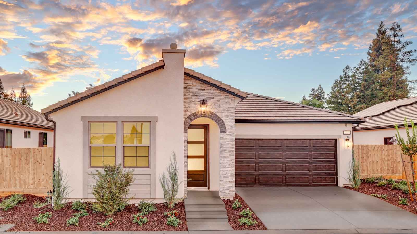 2447 E O'Keefe Dr. (Canvas 9)