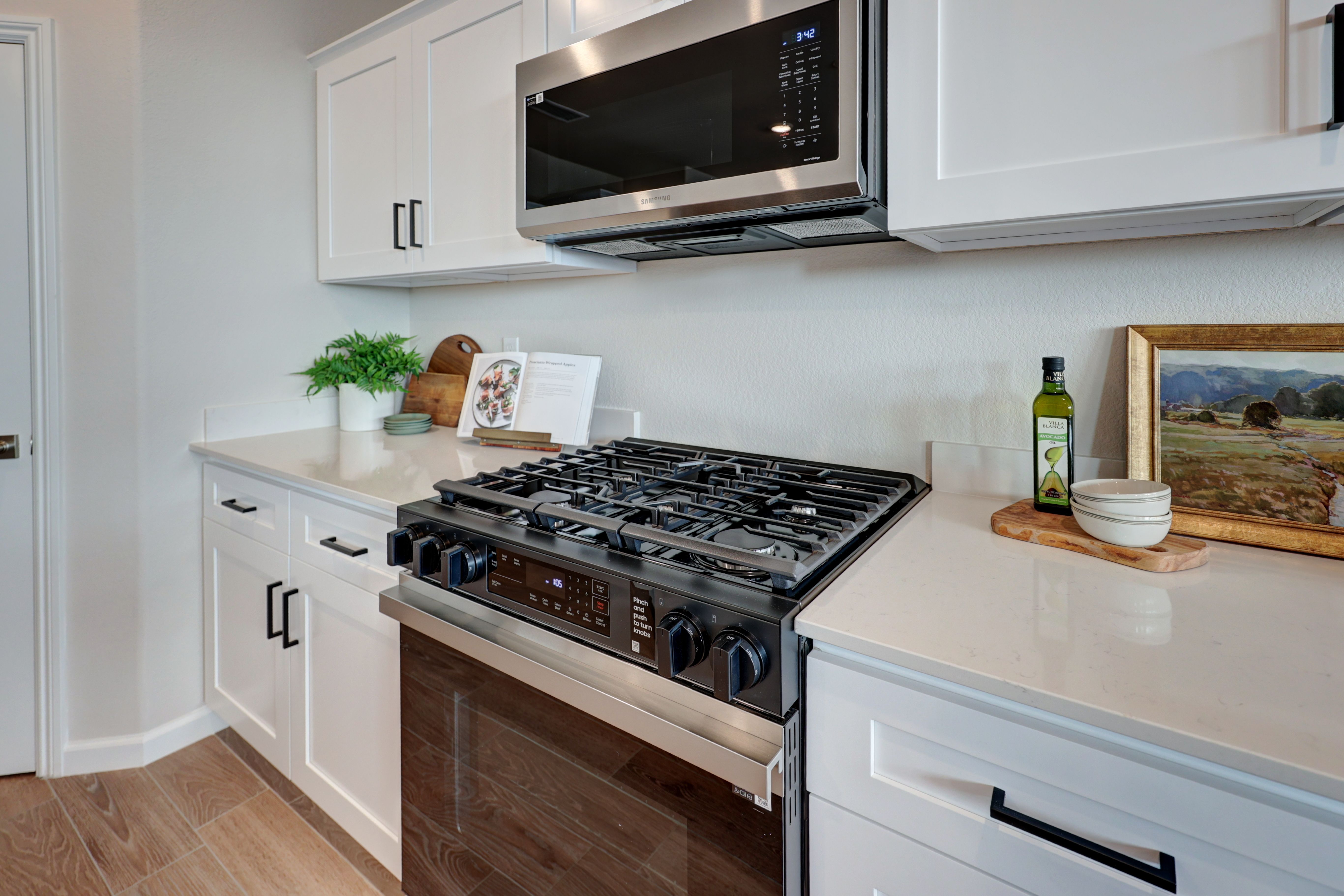 Kitchen - similar home shown