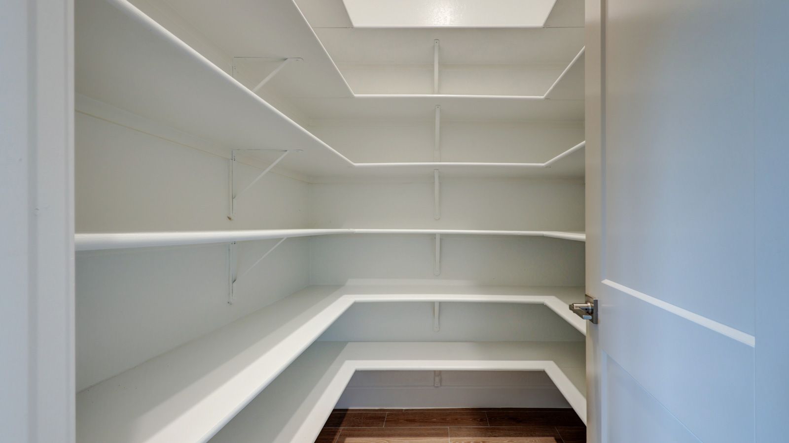 Walk-In Pantry