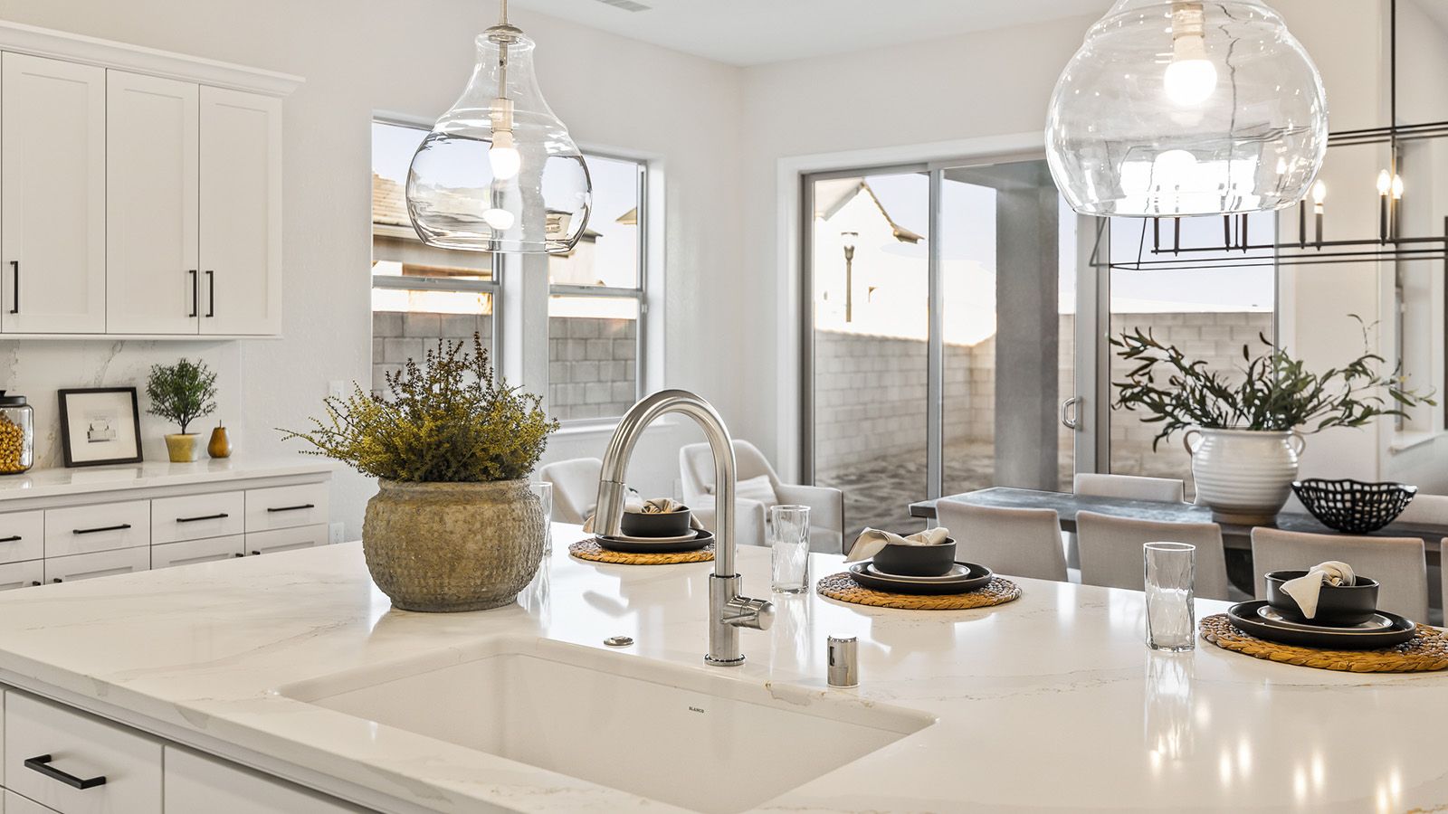 Kitchen - similar home shown