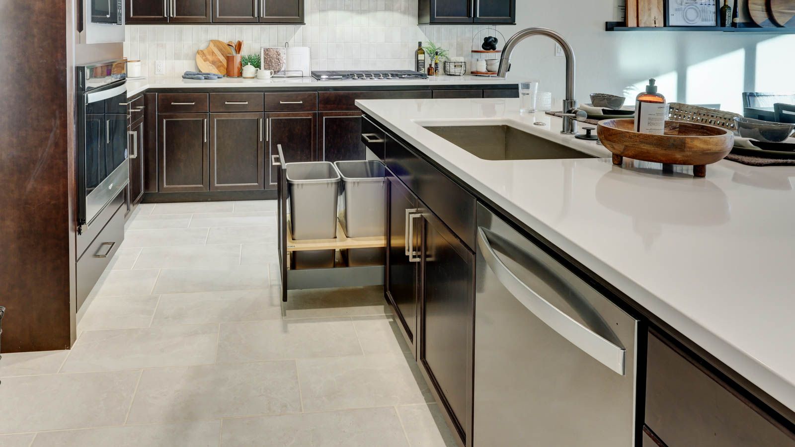 Kitchen - similar home shown