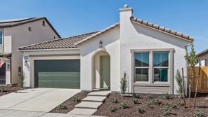 7210 W Ashcroft Ave (Annie)