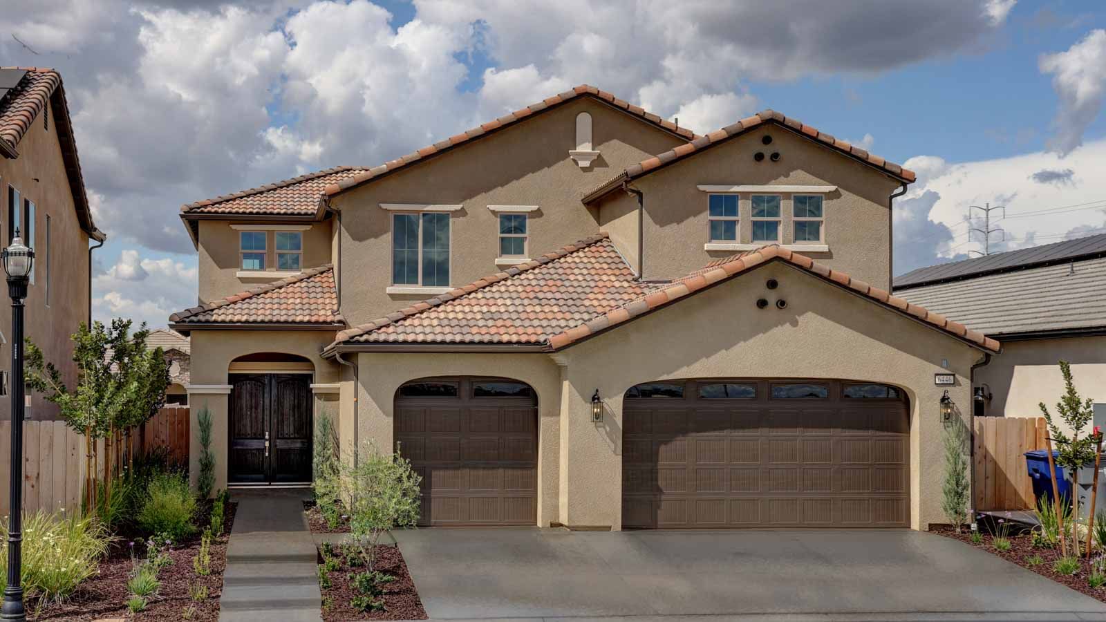 New Construction Homes in Parlier, CA 603 Homes