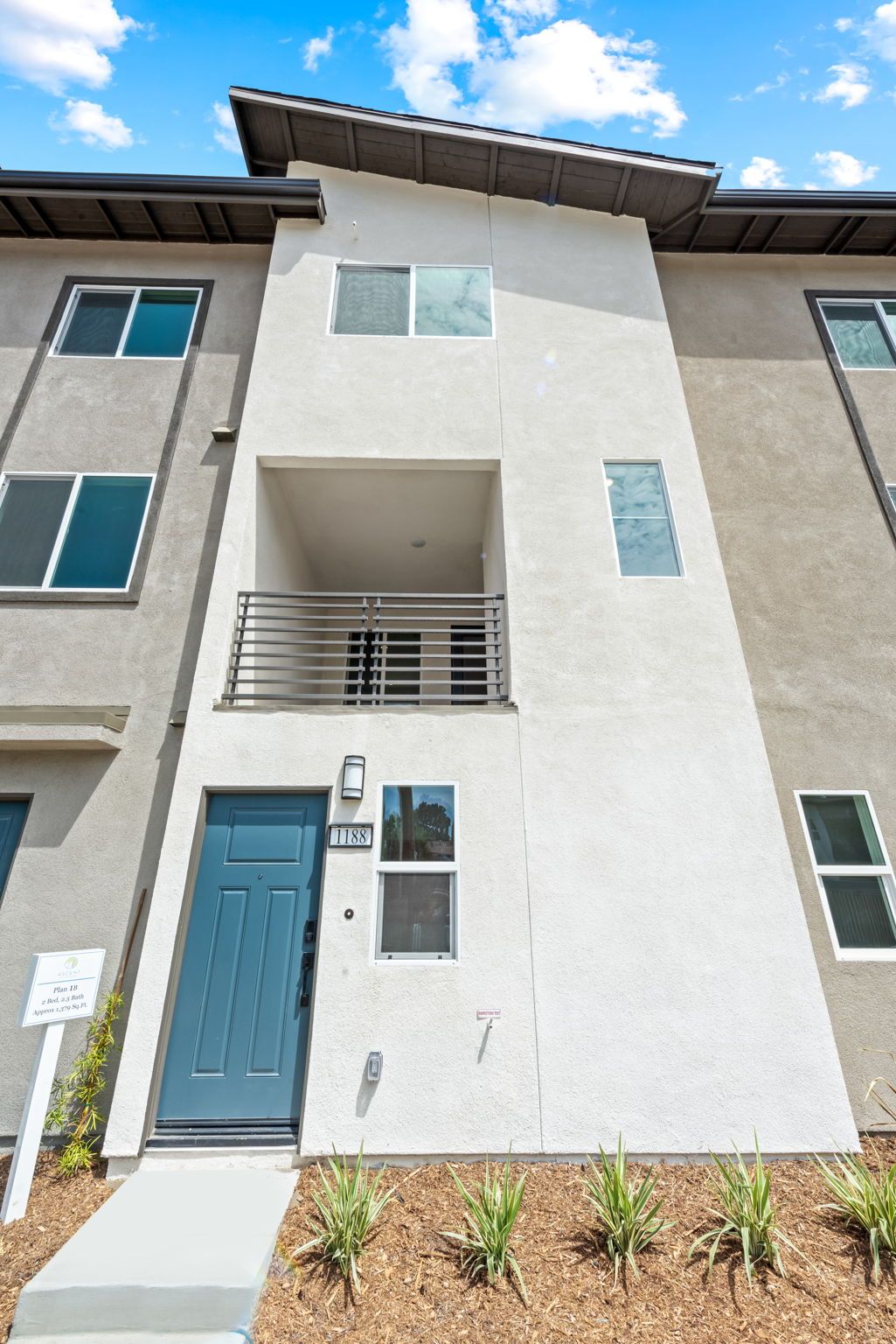 1116 S Santo Antonio Dr. Colton, CA 92324