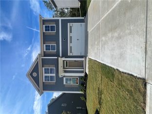 Benton II - Springwood Grove: Central, South Carolina - Great Southern Homes