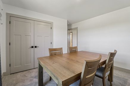 Crestfall II - Office