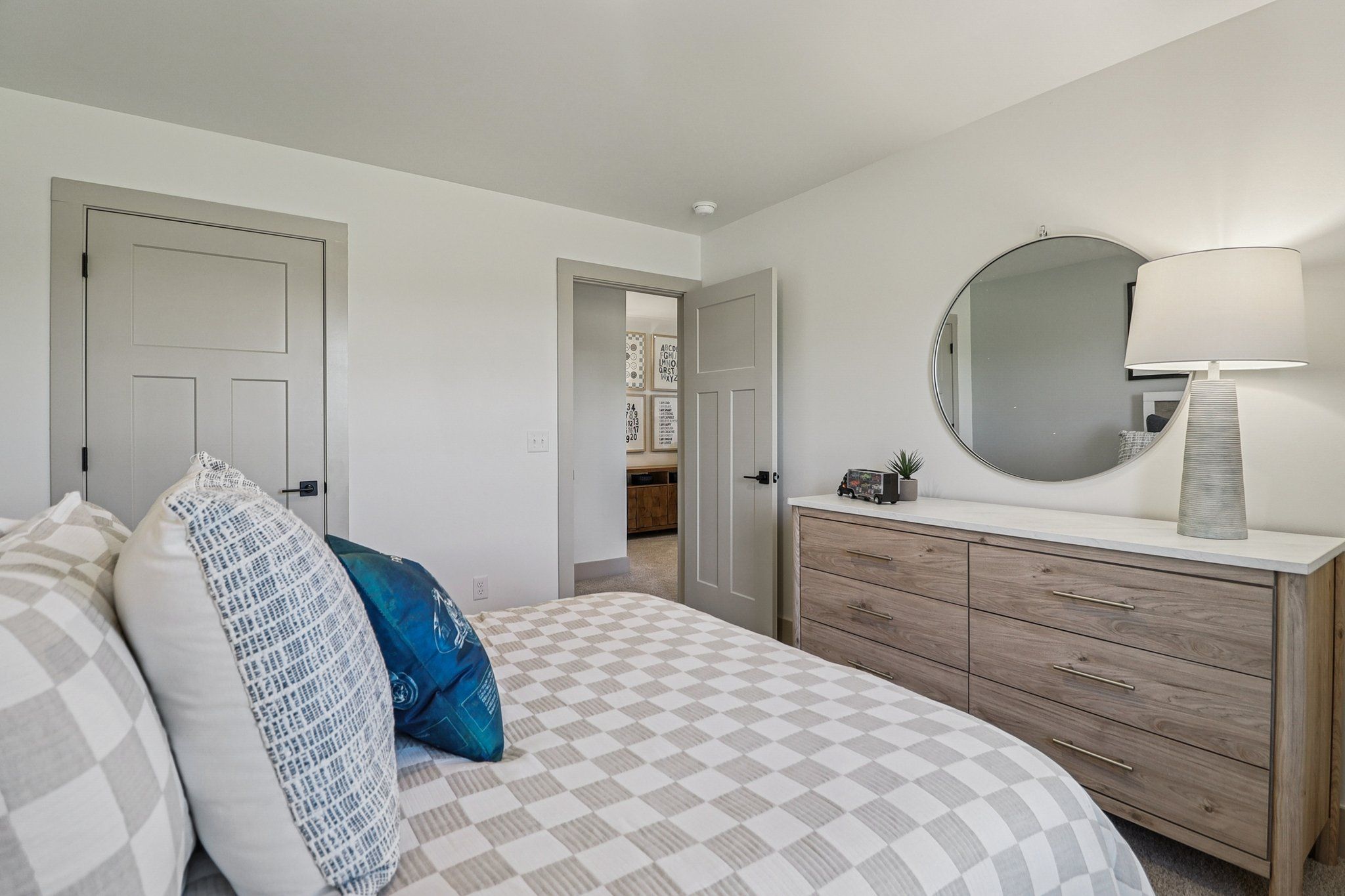 Crestfall II - Bedroom