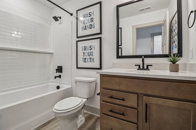 Crestfall II - Bathroom