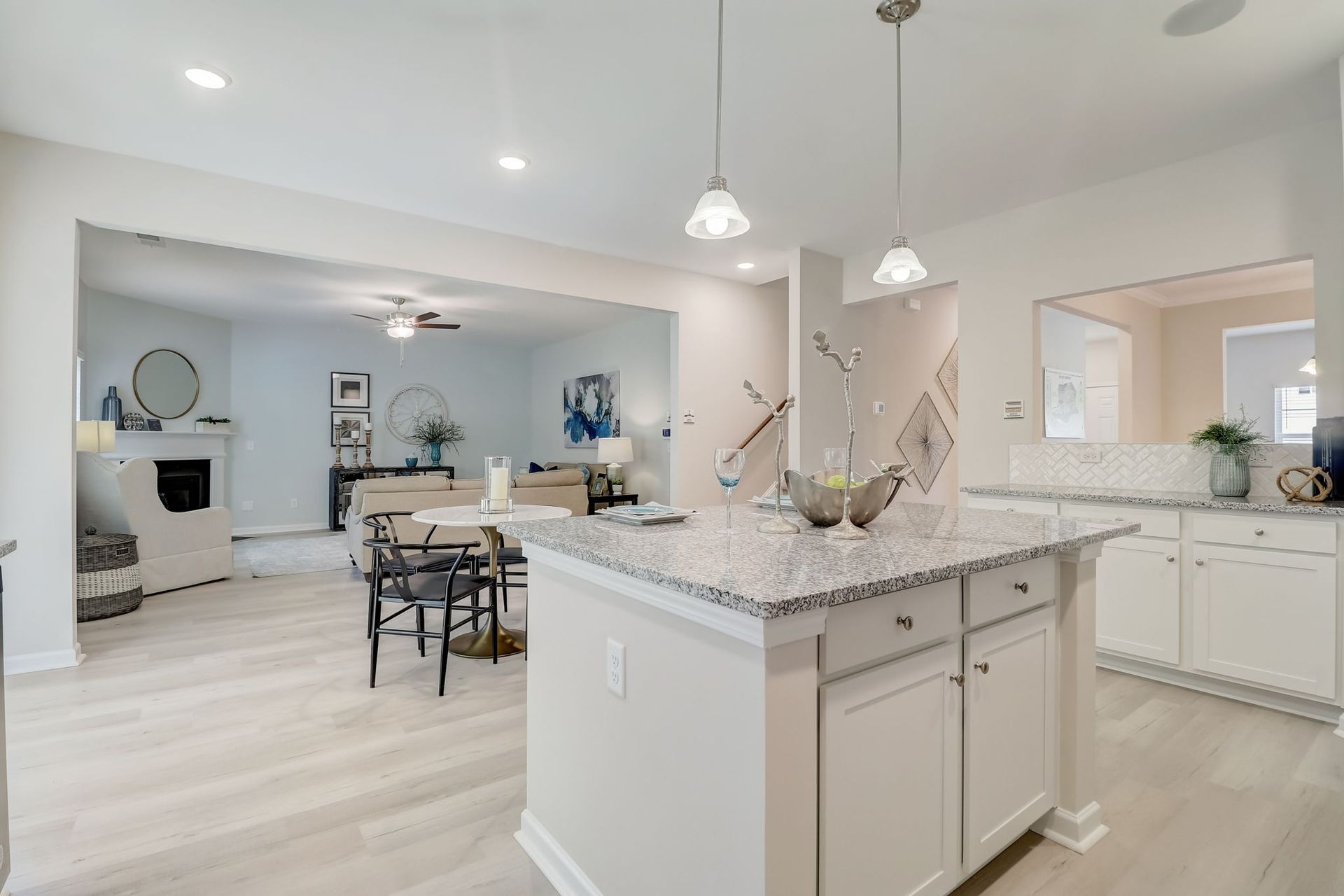 Devonshire II - Kitchen