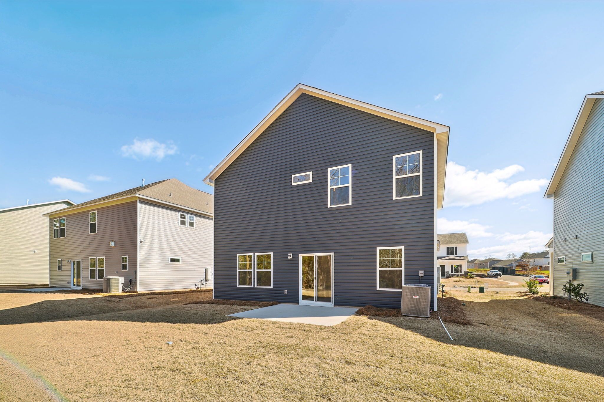 Harper II - Back Exterior