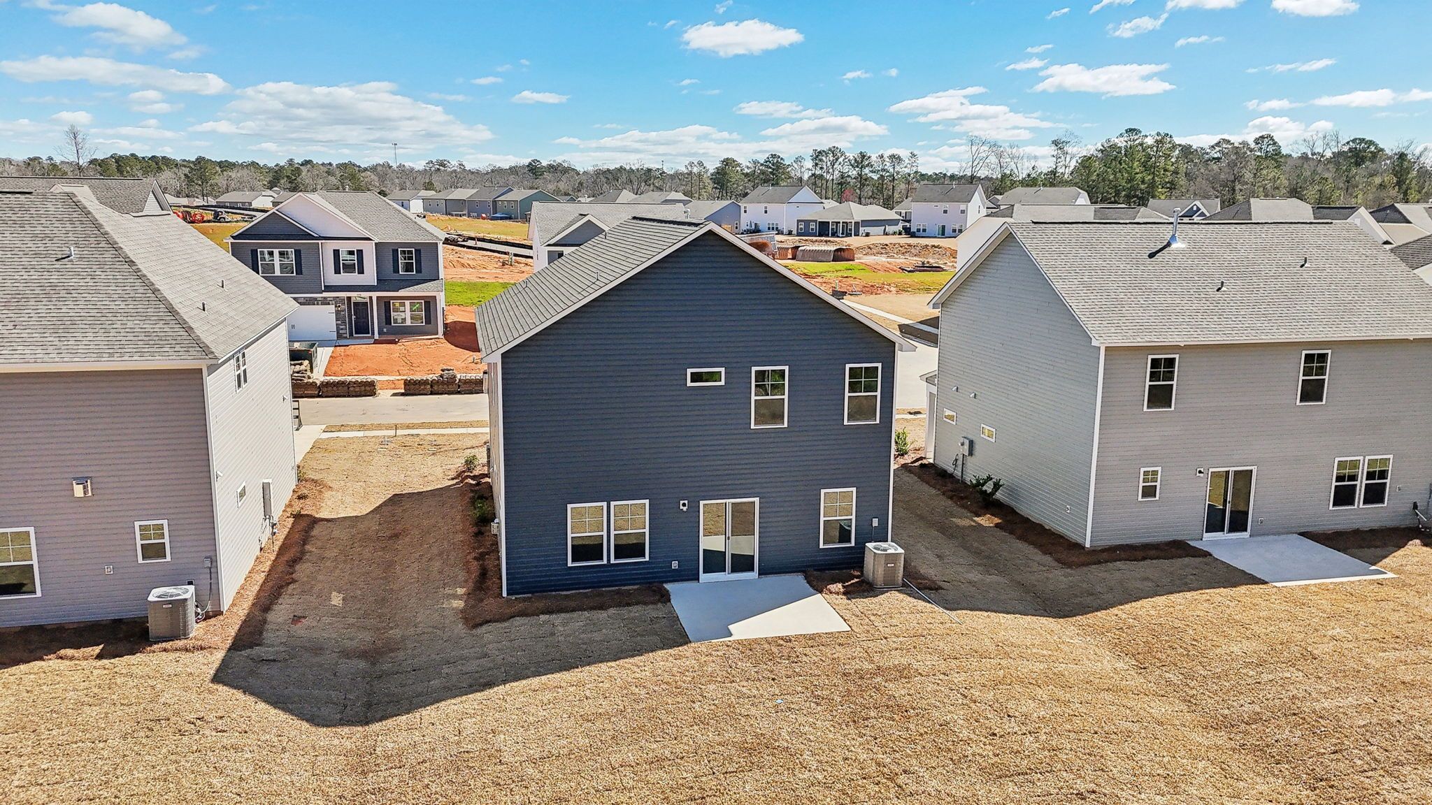 Harper II - Back Exterior