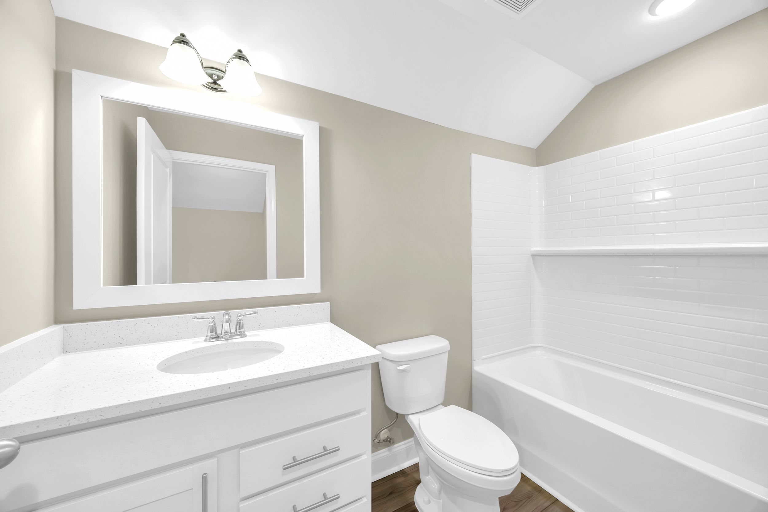 Glenwood II - Bathroom