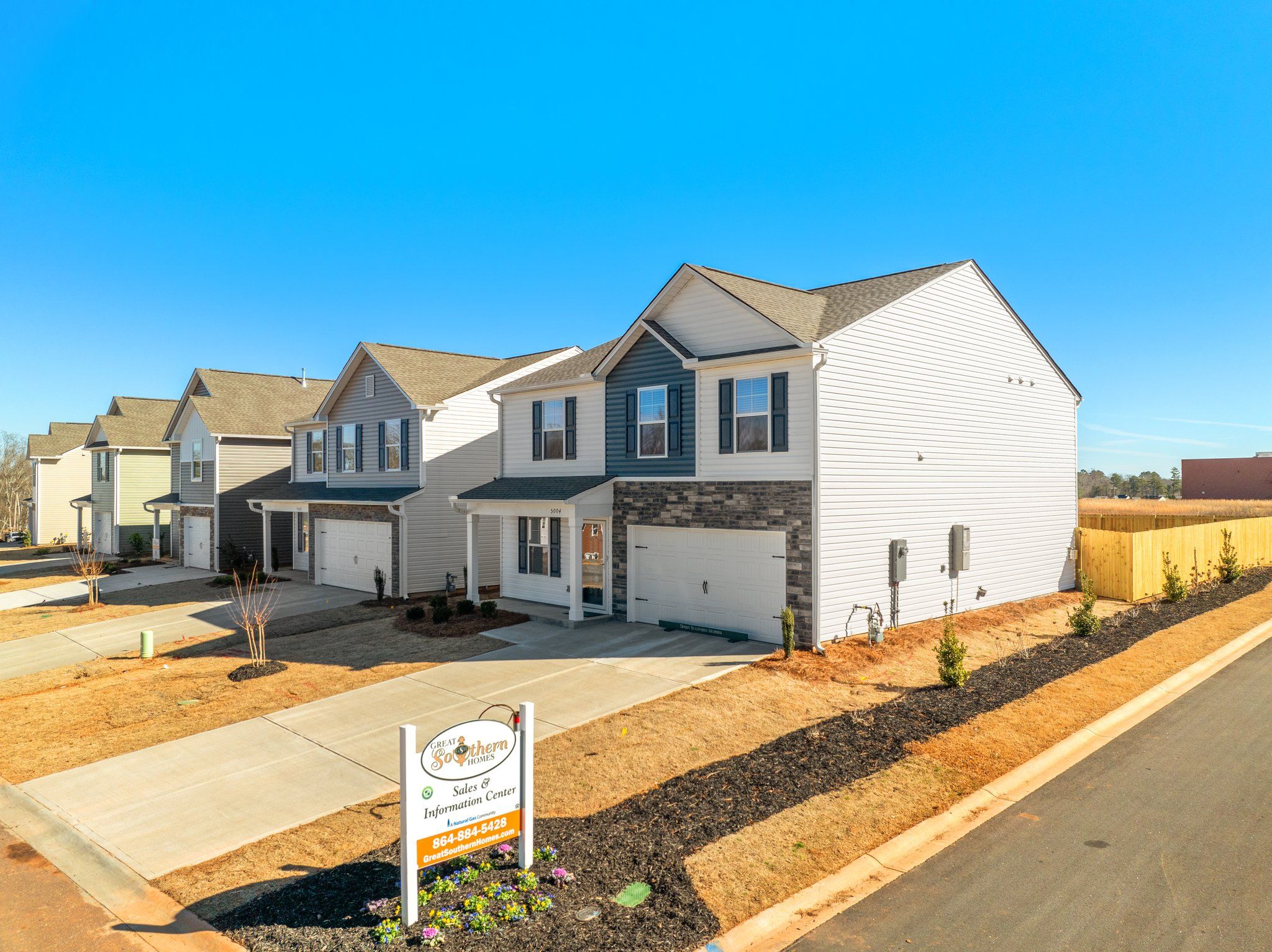 casa en Canopy Of Oaks por Great Southern Homes