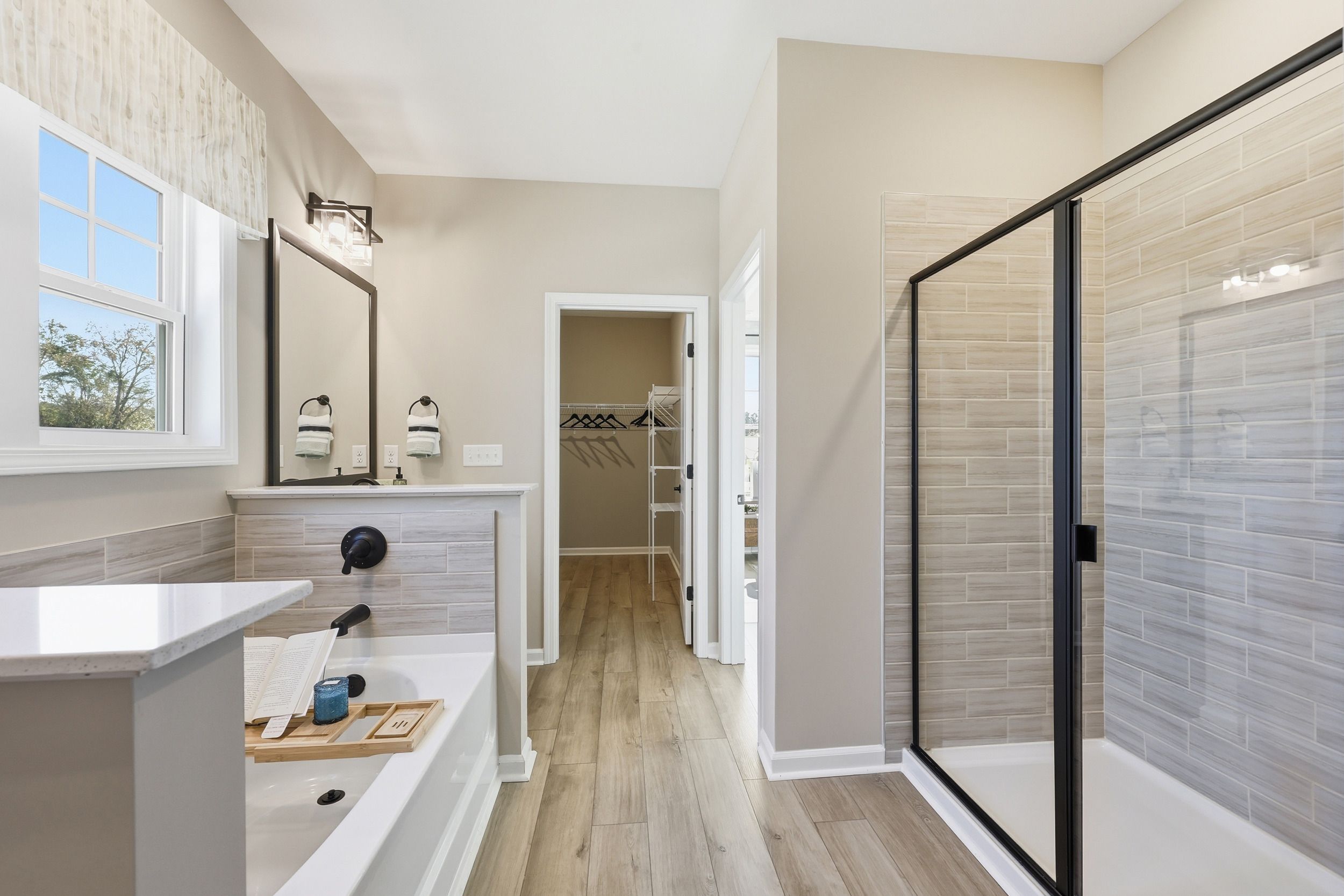 Rivercrest II - Primary Bath