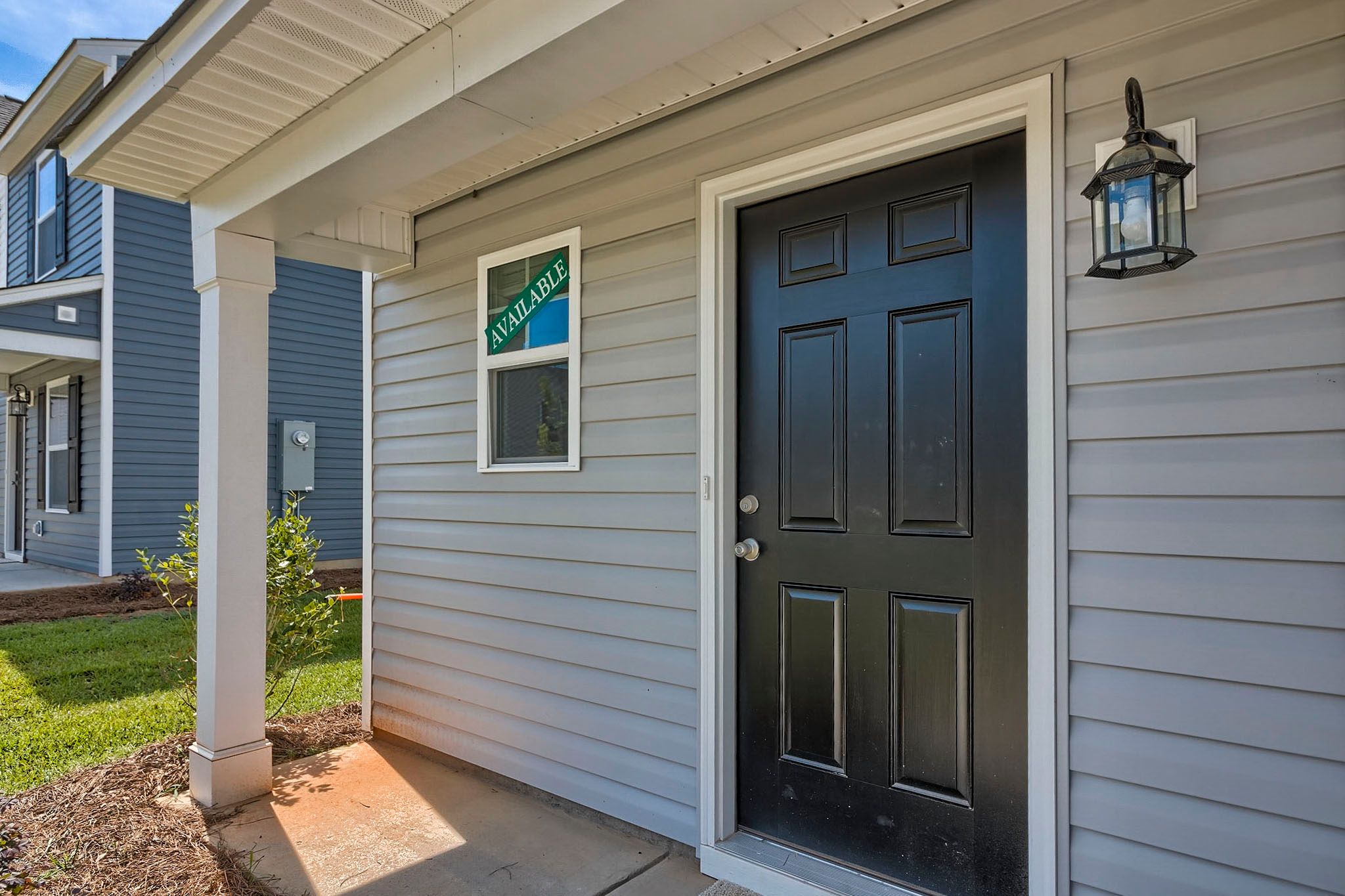 Kelsey- Front Exterior