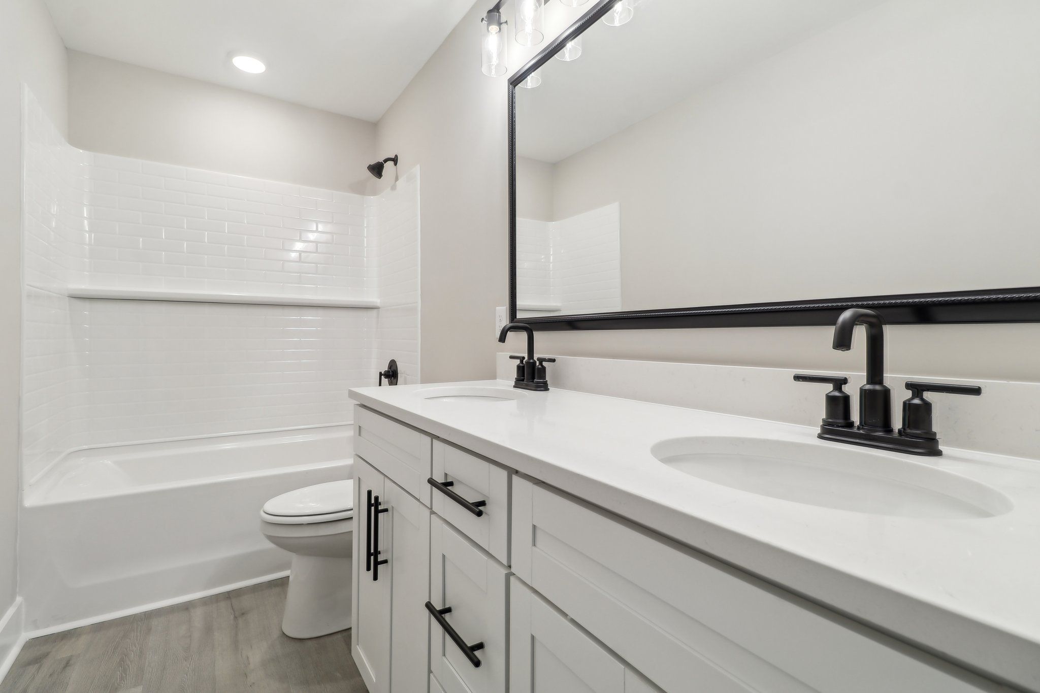 Ashbourne II - Primary Bath