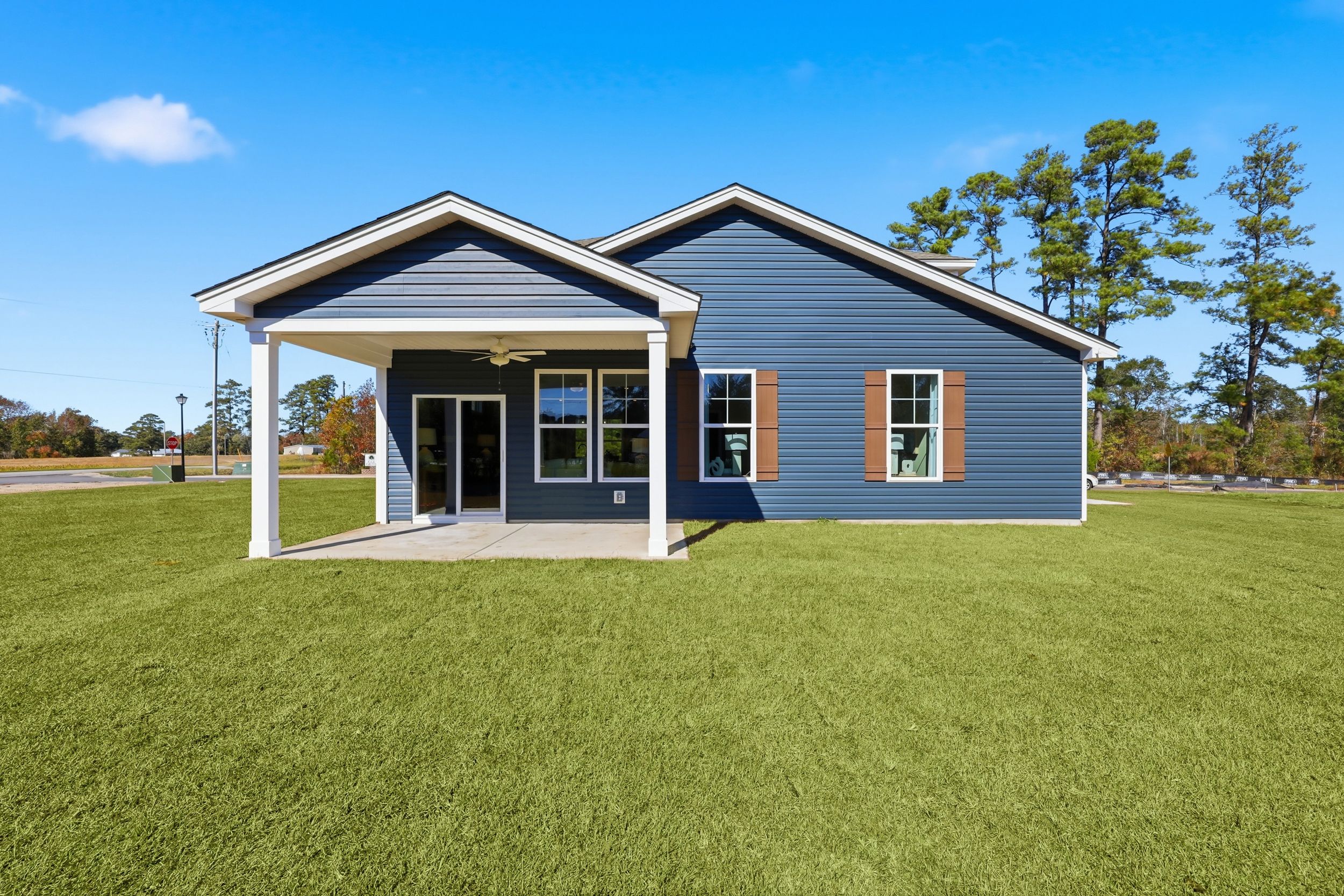 Rivercrest II - Back Exterior