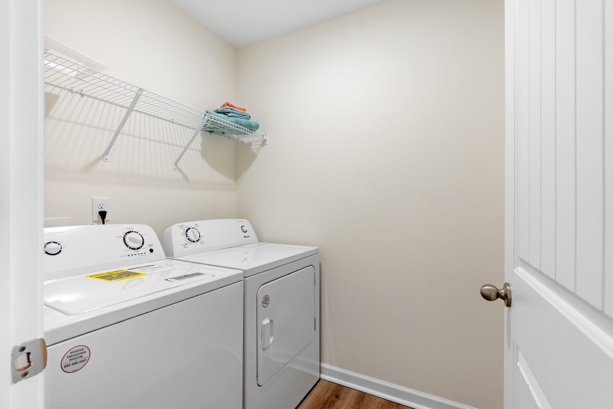 Benjamin - Laundry Room