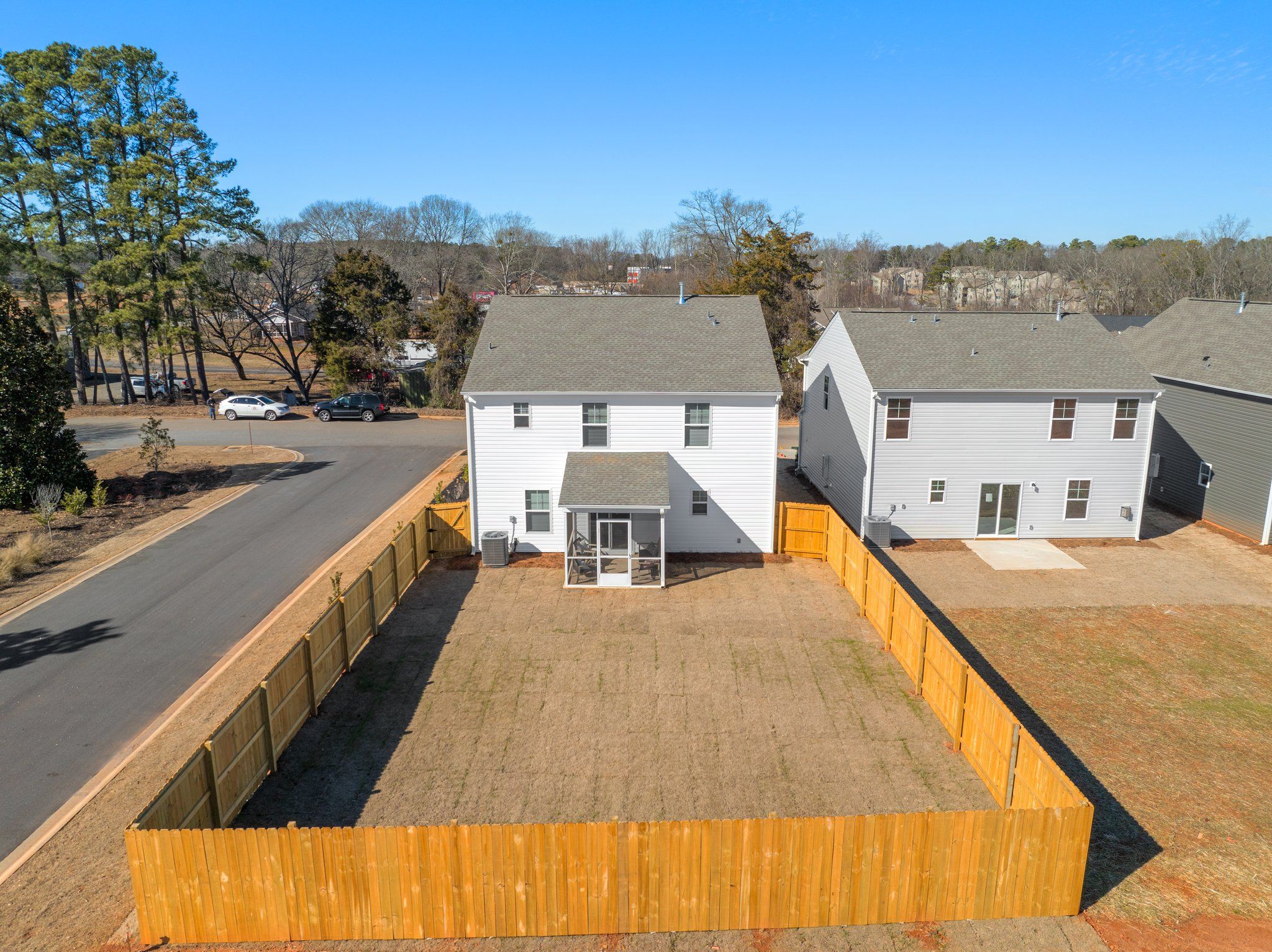 Benjamin - Back Exterior