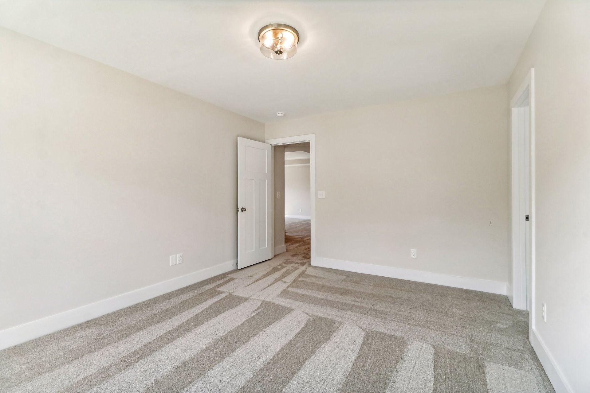 Austin II - Bedroom