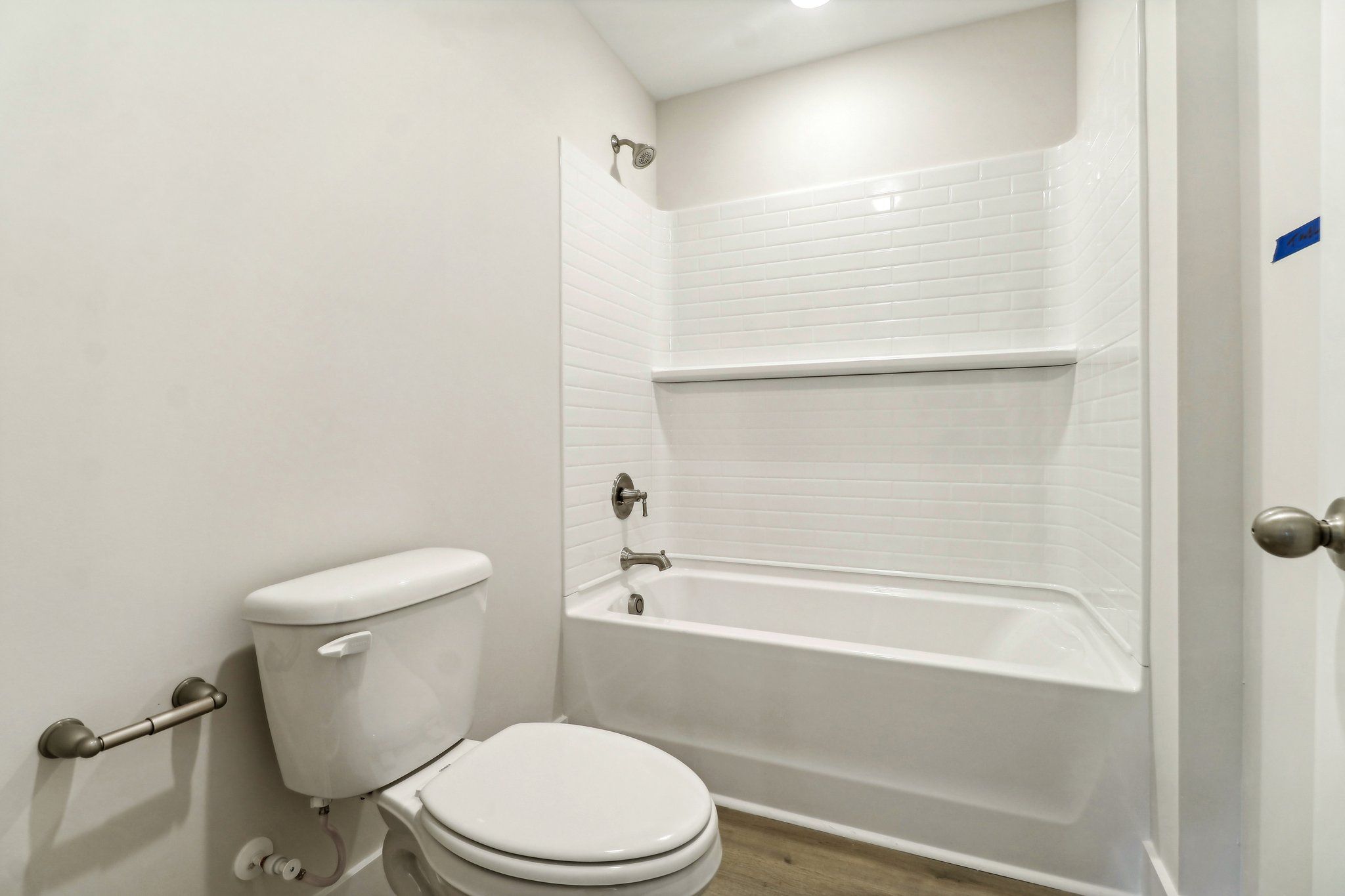 Austin II - Bathroom