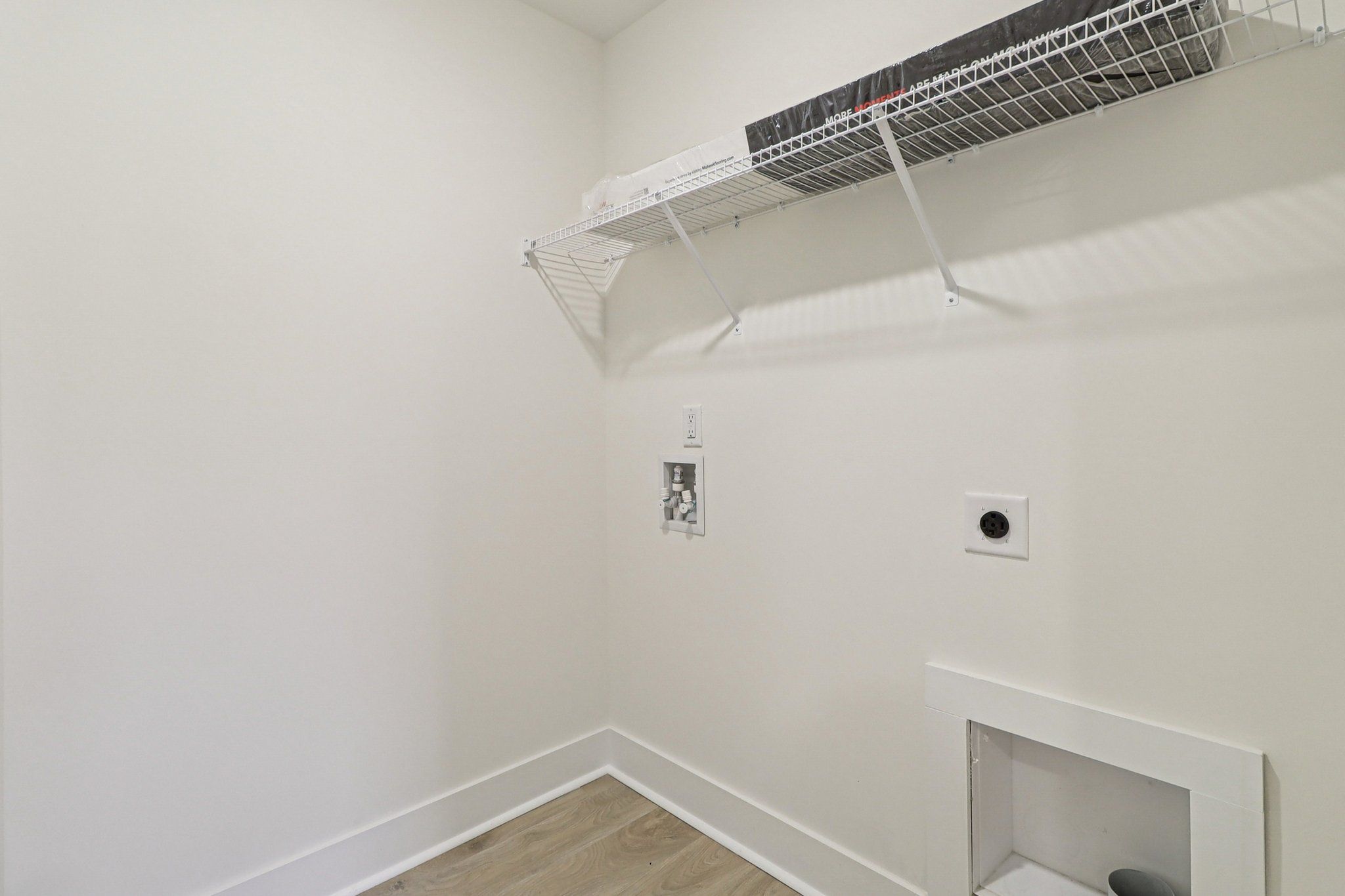 Southern Breeze II - Laundry Room