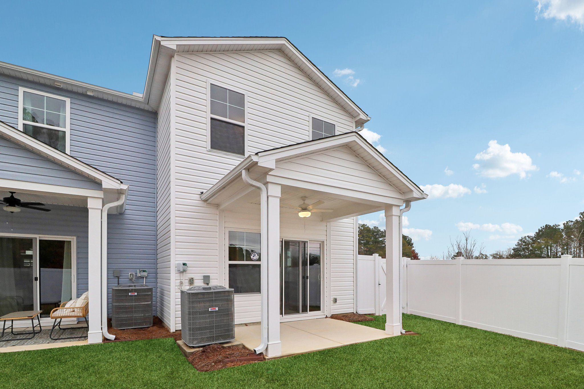 Southern Breeze II - Back Exterior