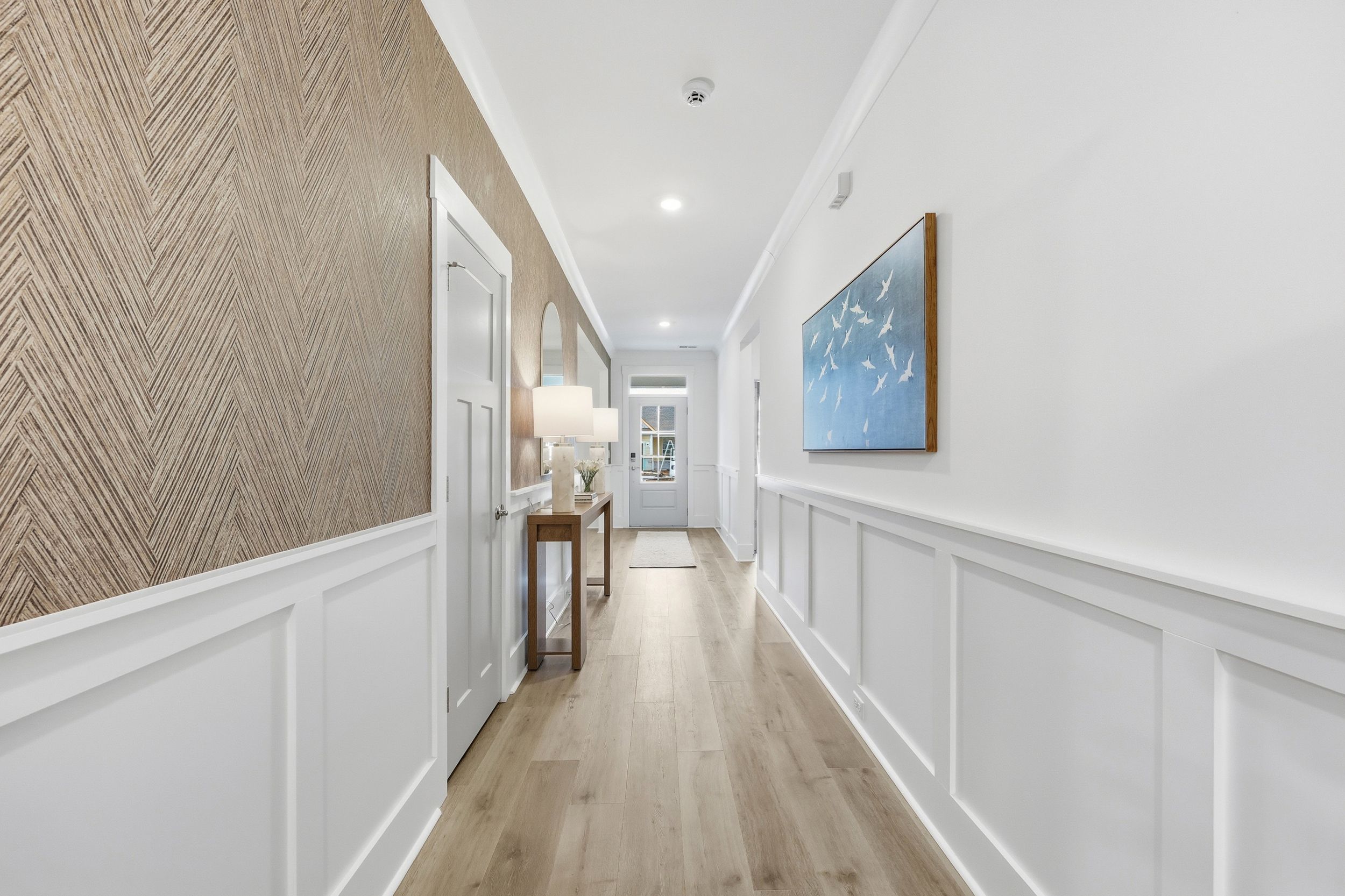 Carolyn II - Front Entrance