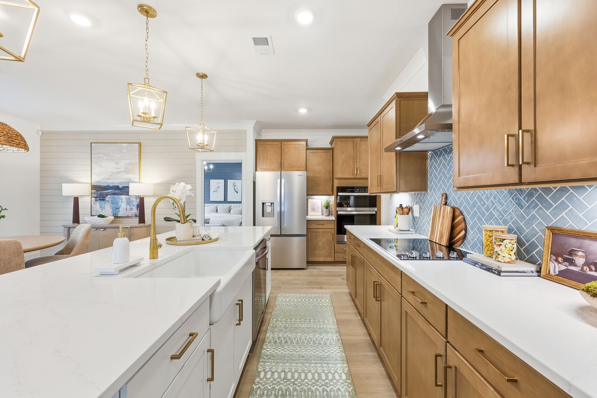 Carolyn II - Kithcen