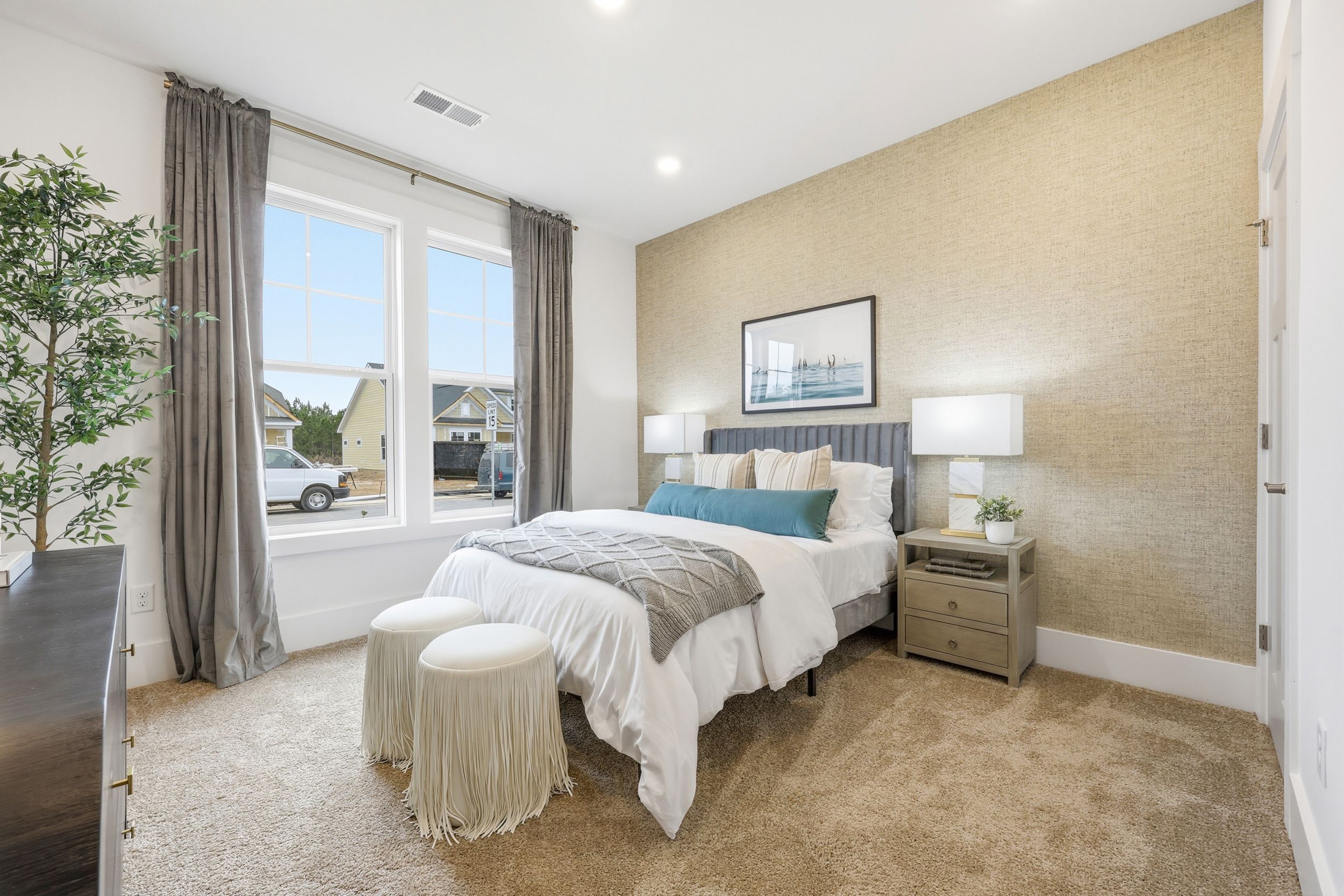 Carolyn II - Bedroom