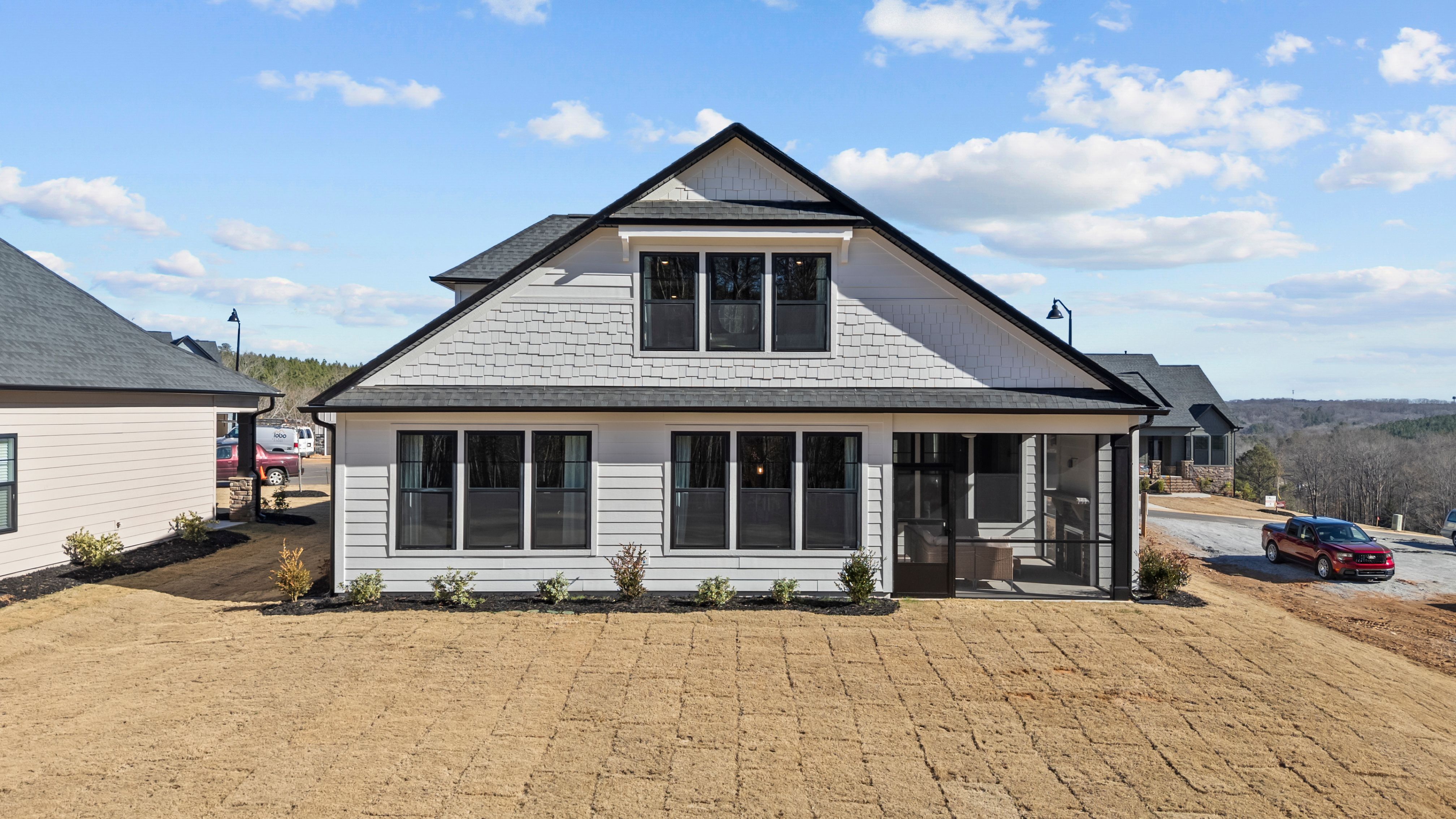 Baymore II Back Exterior