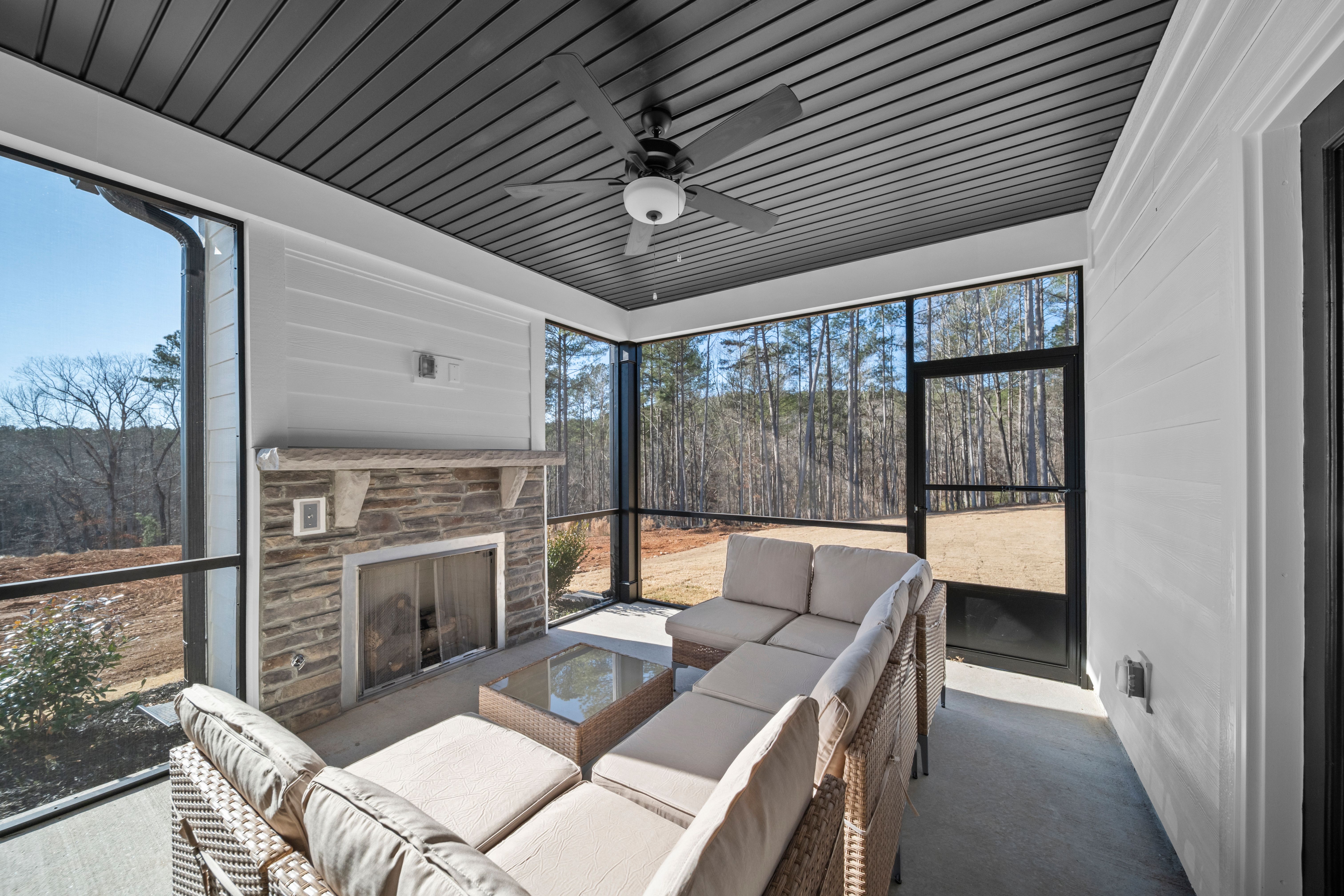 Baymore II Back Patio