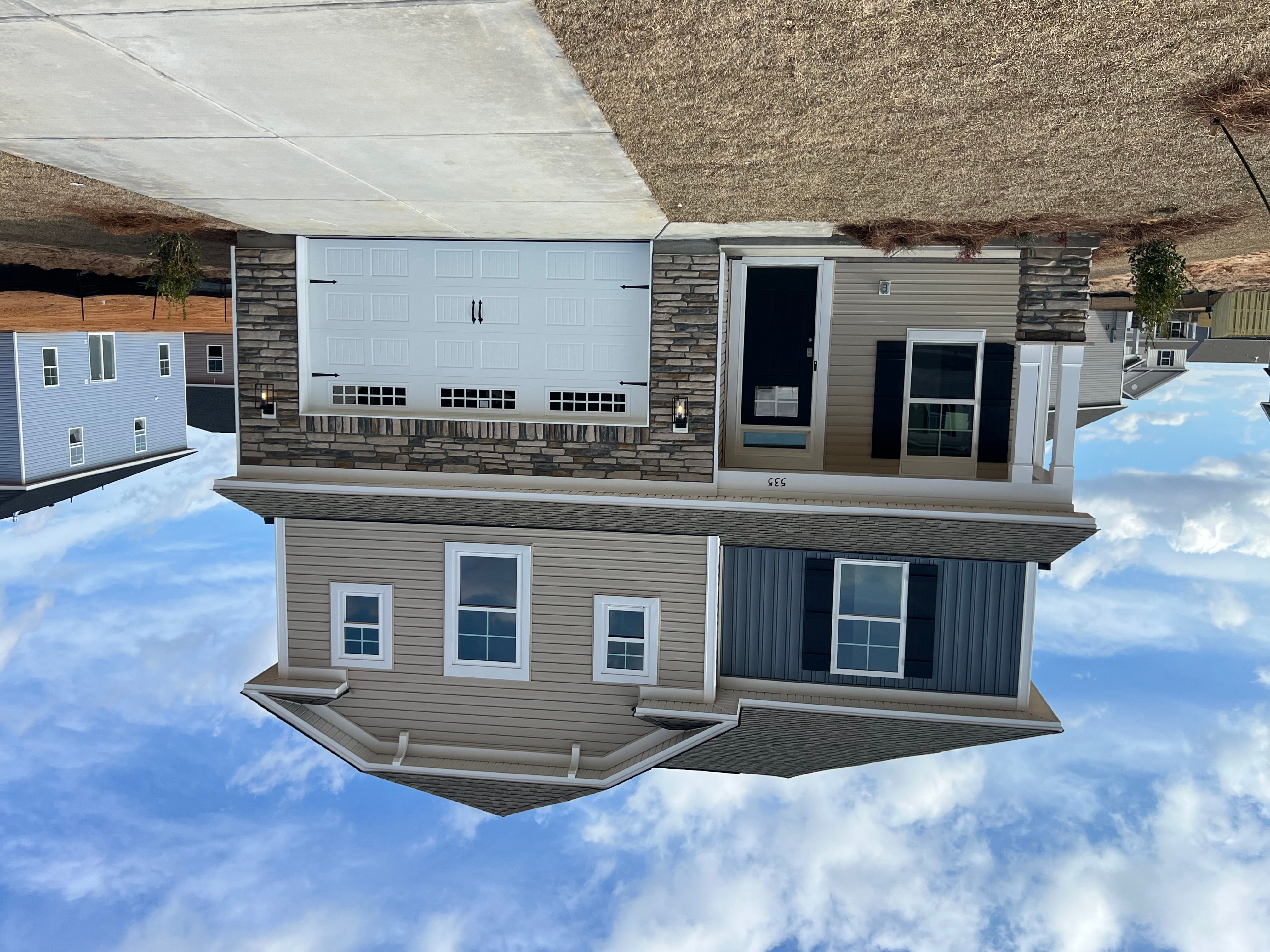 535 Tasmanian Oak Alley NW (Harper II)