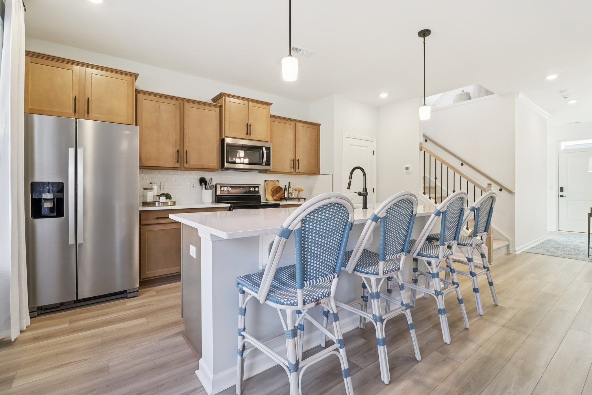 Makenzie II - Kitchen