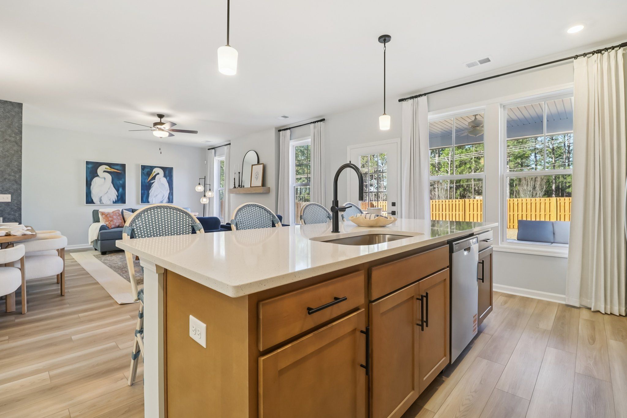 Makenzie II - Kitchen