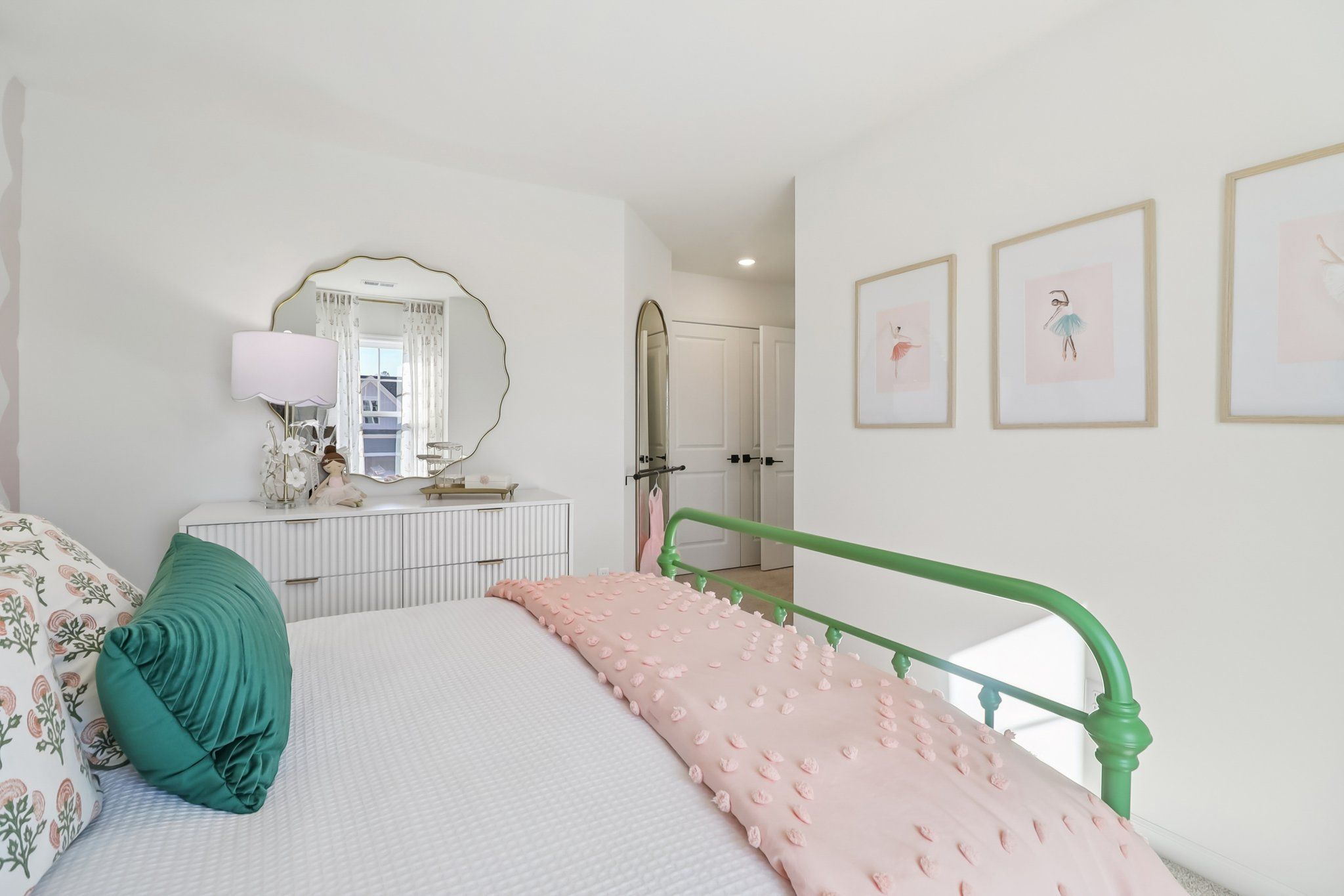 Makenzie II - Bedroom