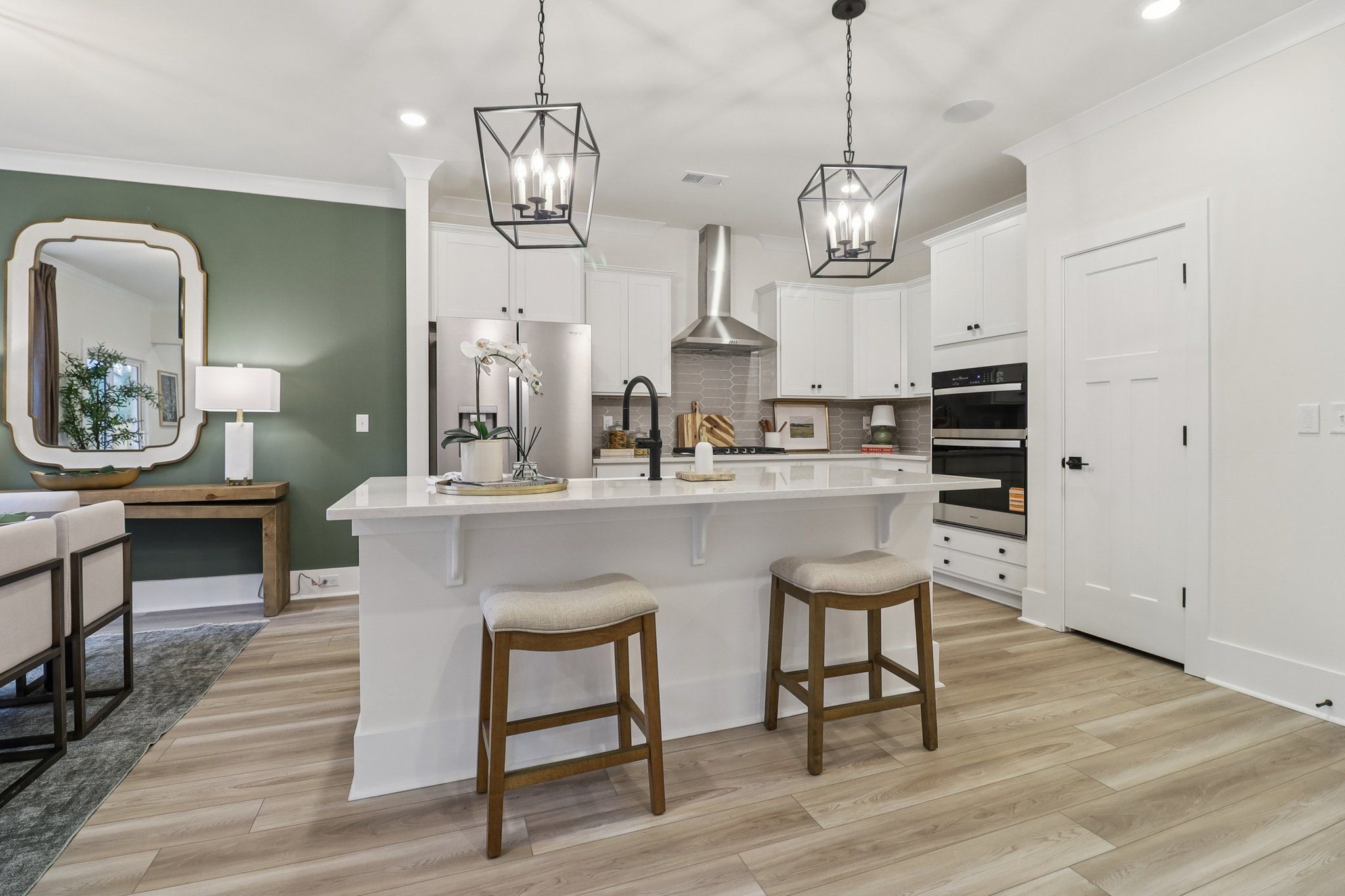 Bradley II - Kitchen