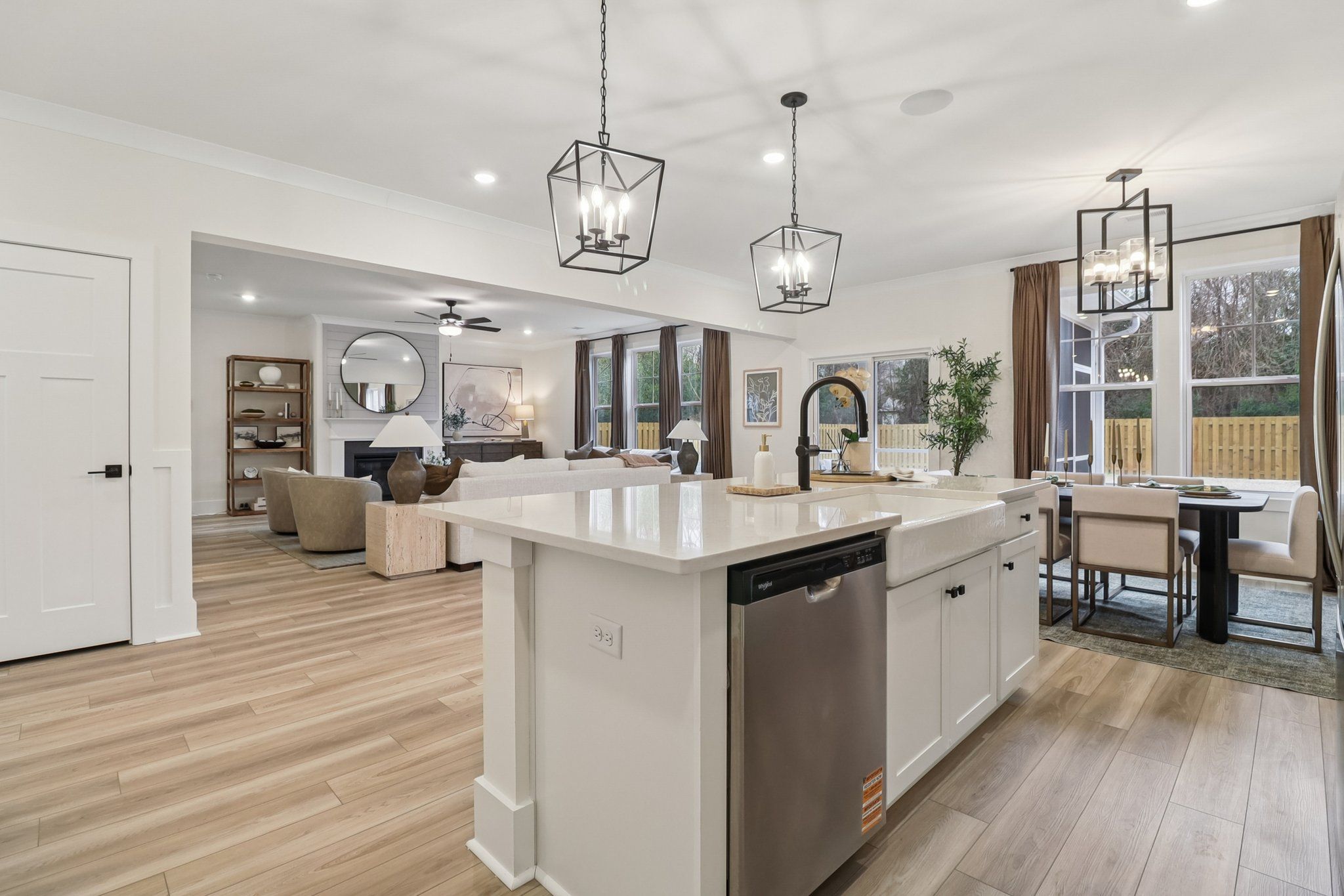 Bradley II - Kitchen