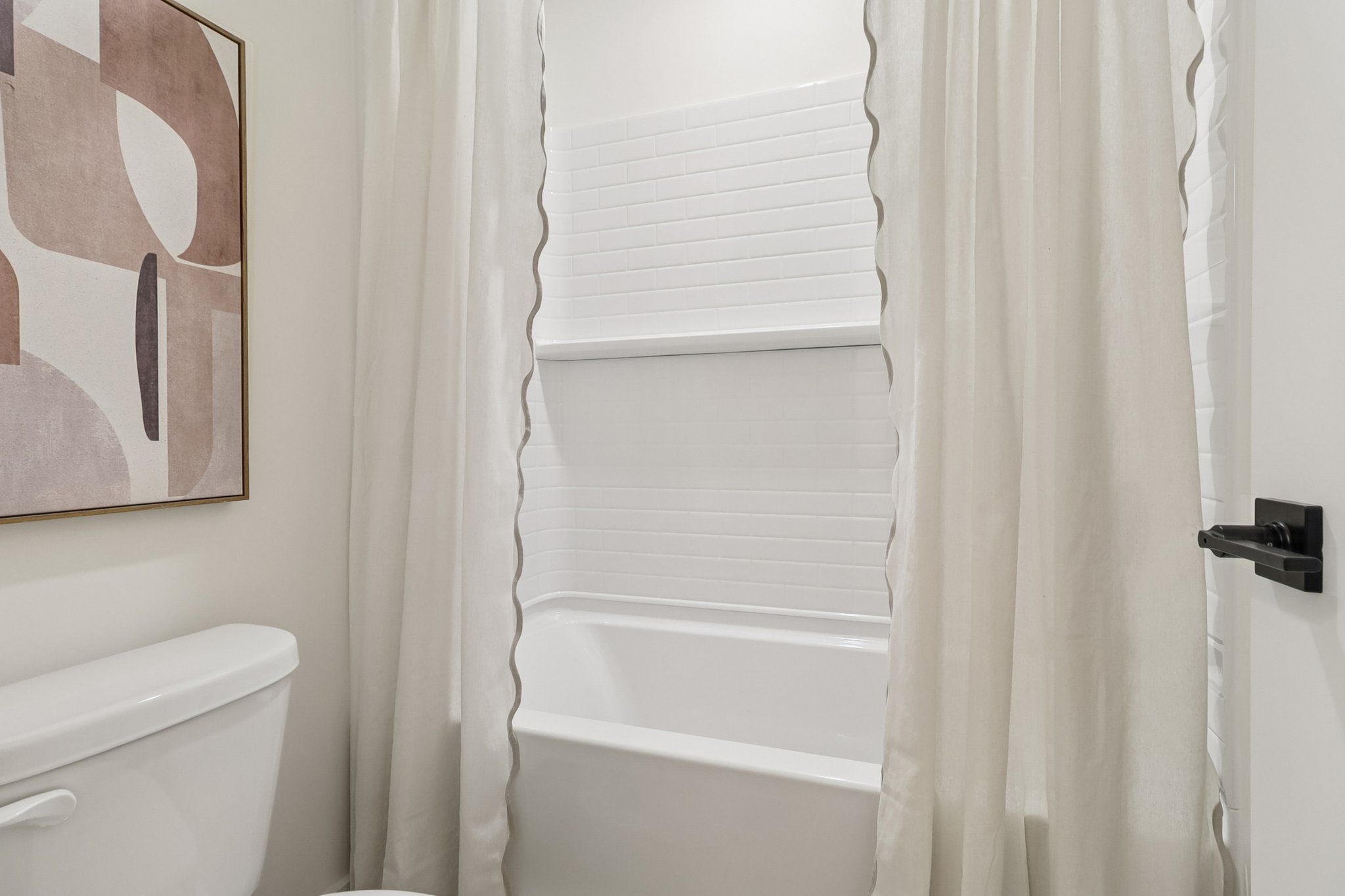 Bradley II - Bathroom