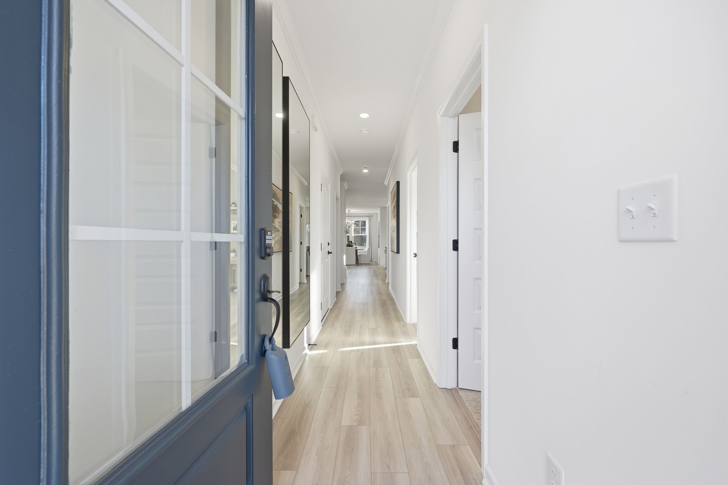 Courtney II - Entry Hallway